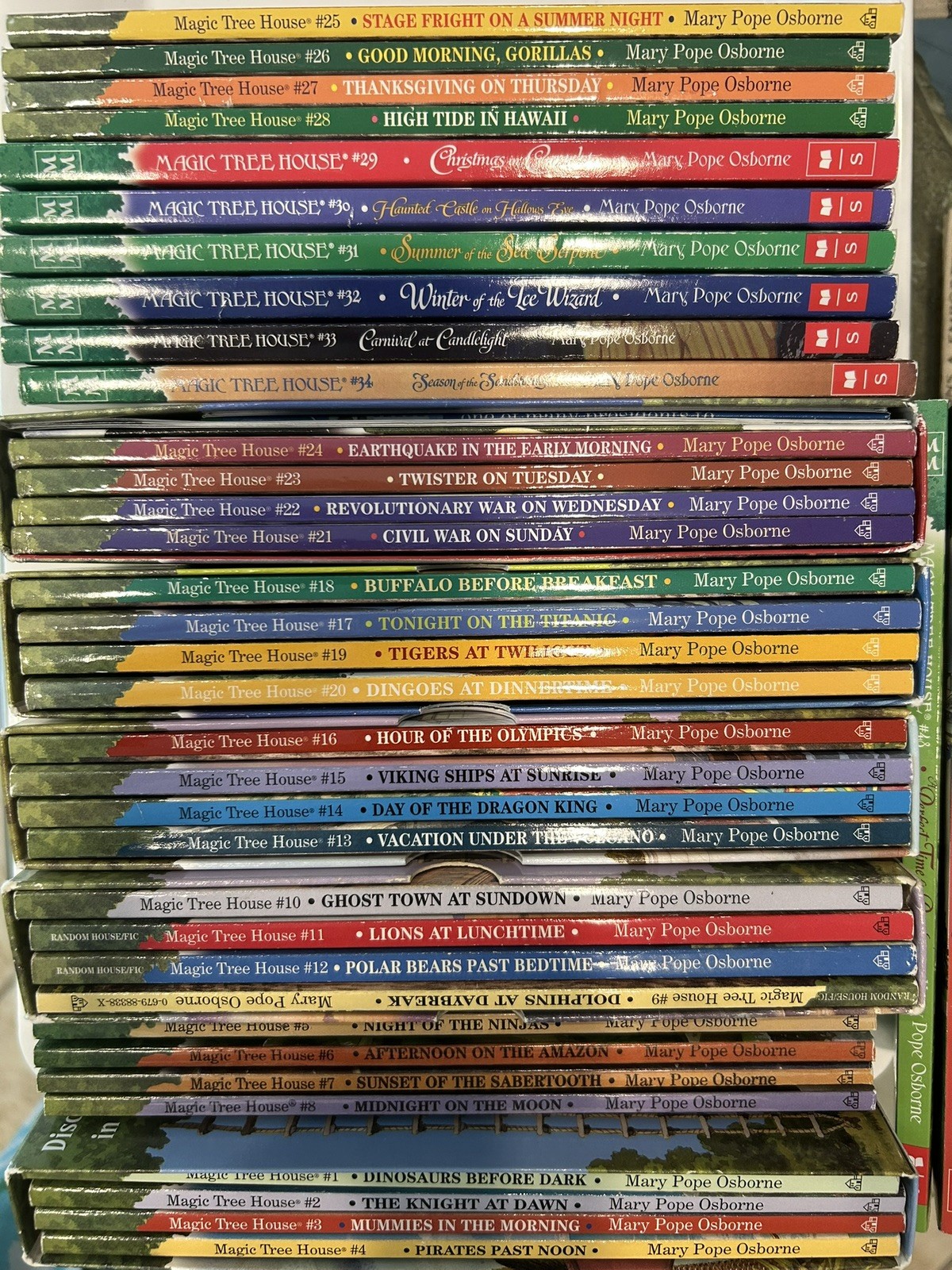 “Magic Tree House Complete Lot 1-48 Book Set Mary Pope Osborne – LIKE New