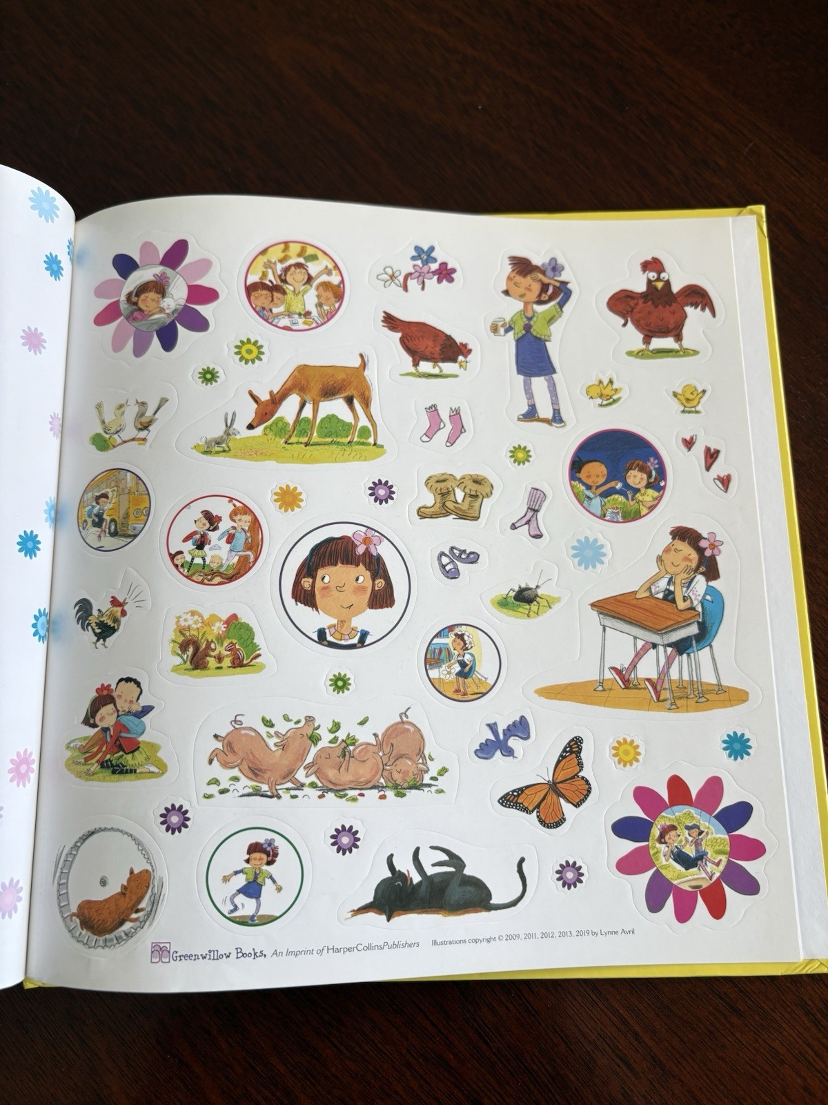 Amelia Bedelia Storybook Favorites HC by Herman Parish, Stickers