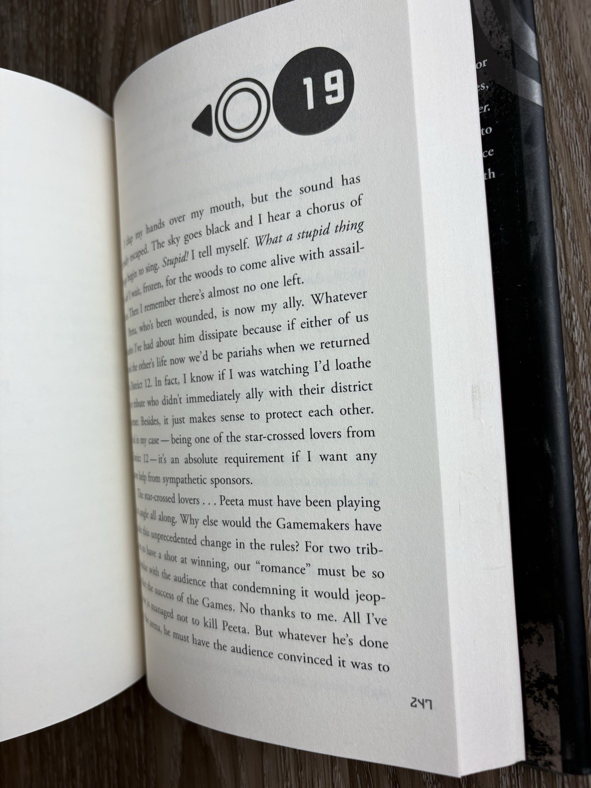 The Hunger Games Suzanne Collins First Edition First Print Hardcover 2008 YA