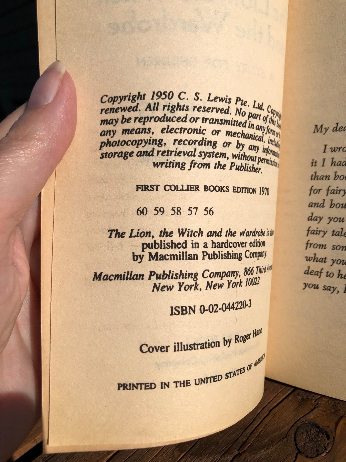 The Lion, the Witch and the Wardrobe CS Lewis First Collier Books Edition 1970