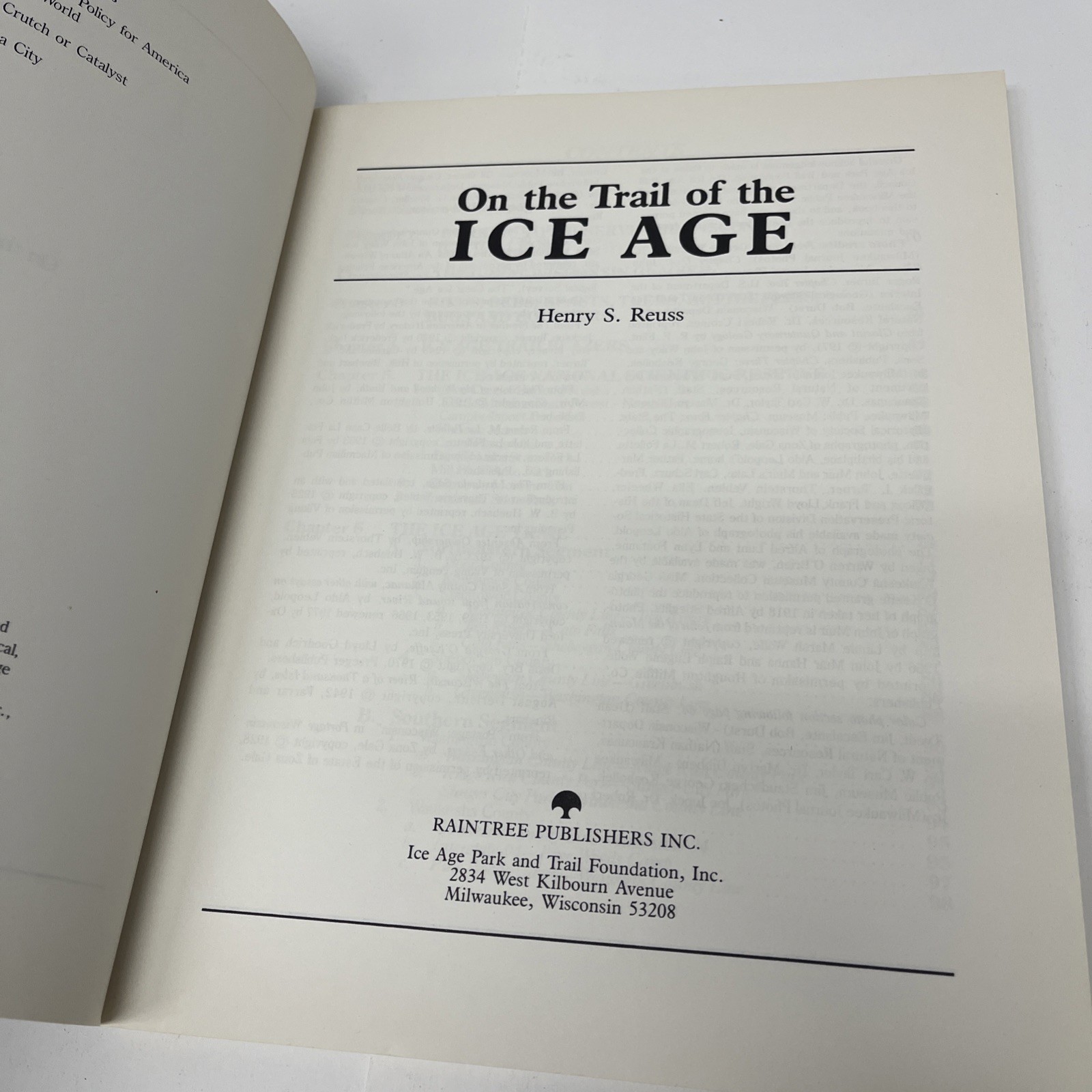 On The Trail of The Ice Age – Henry S. Reuss 1981 Softcover