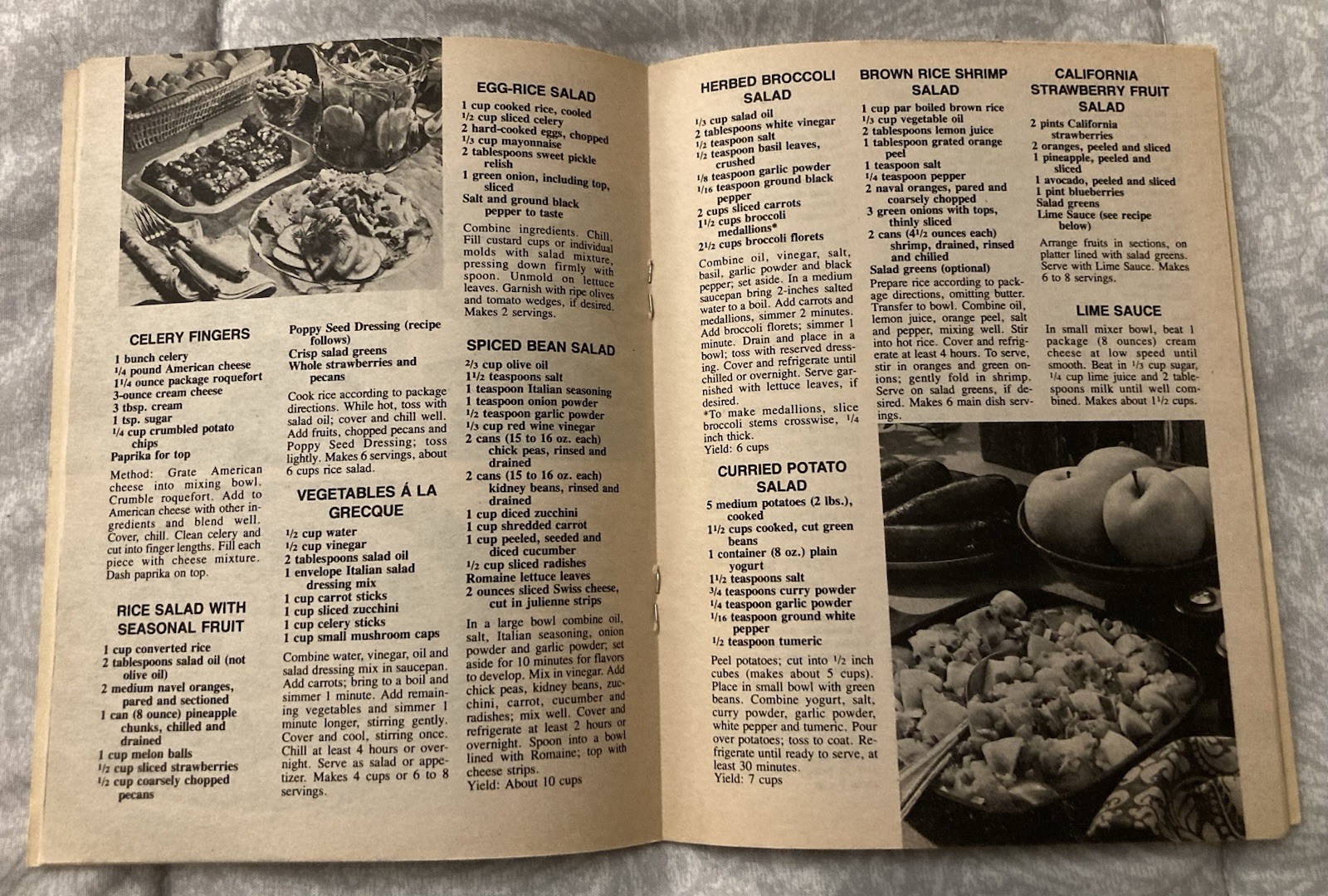 Vintage Paperback 300 Sensational Salads Recipe Book By Lucinda Hollace Berry