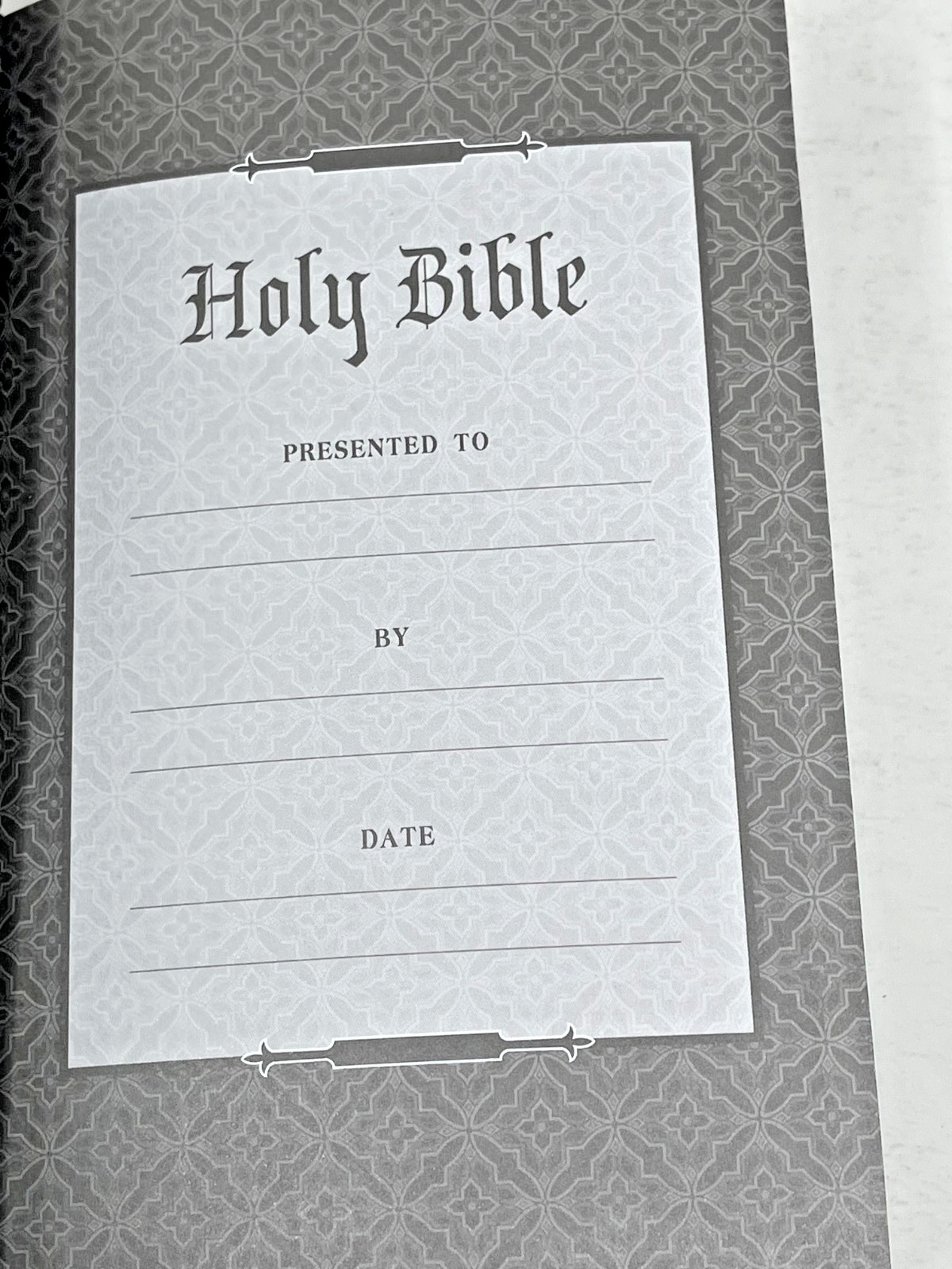 KJV HOLY BIBLE Black Giant Print Index Christian Art Publishers 2017