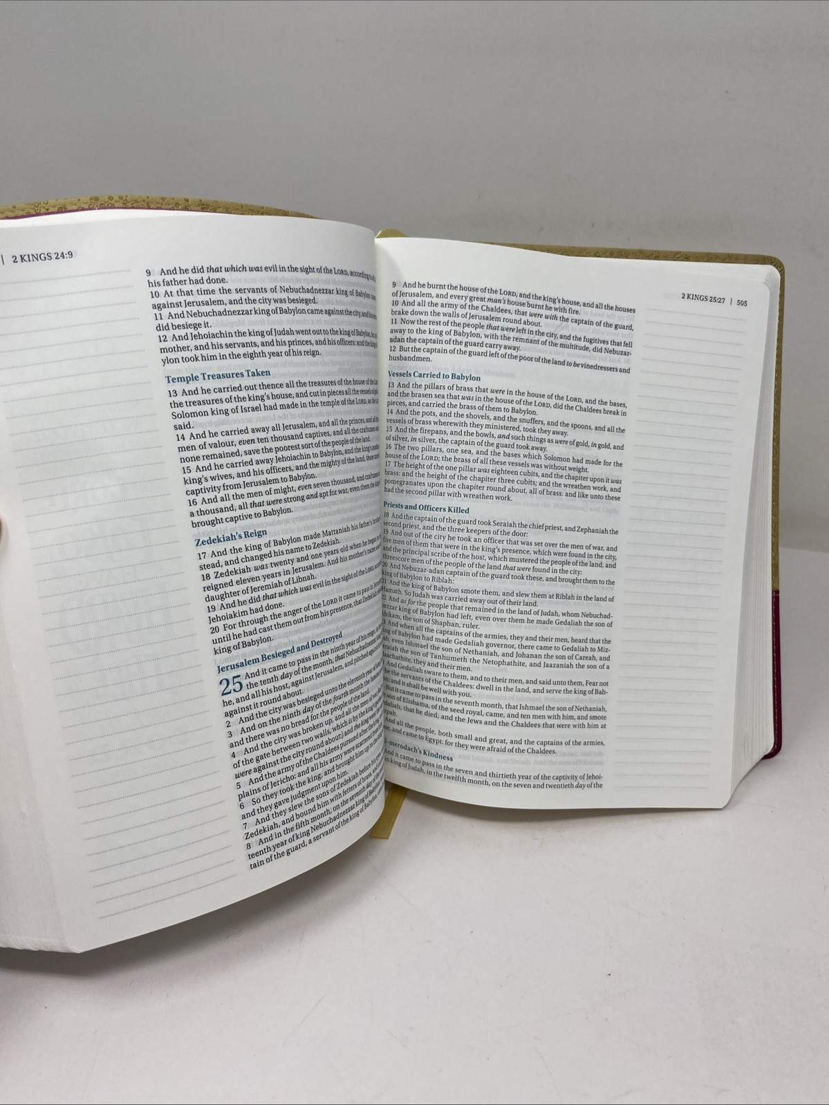 KJV Beautiful Word Bible Italian Duo-tone Tan Pink (Journaling Note Wide Margin)