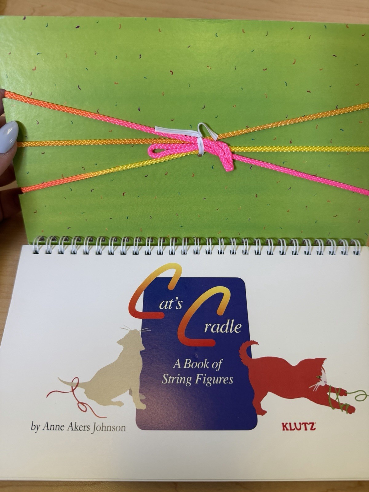 NEW-Klutz Cat’s Cradle by Editors of Klutz Hardcover Book 2009 Klutz-Y2K