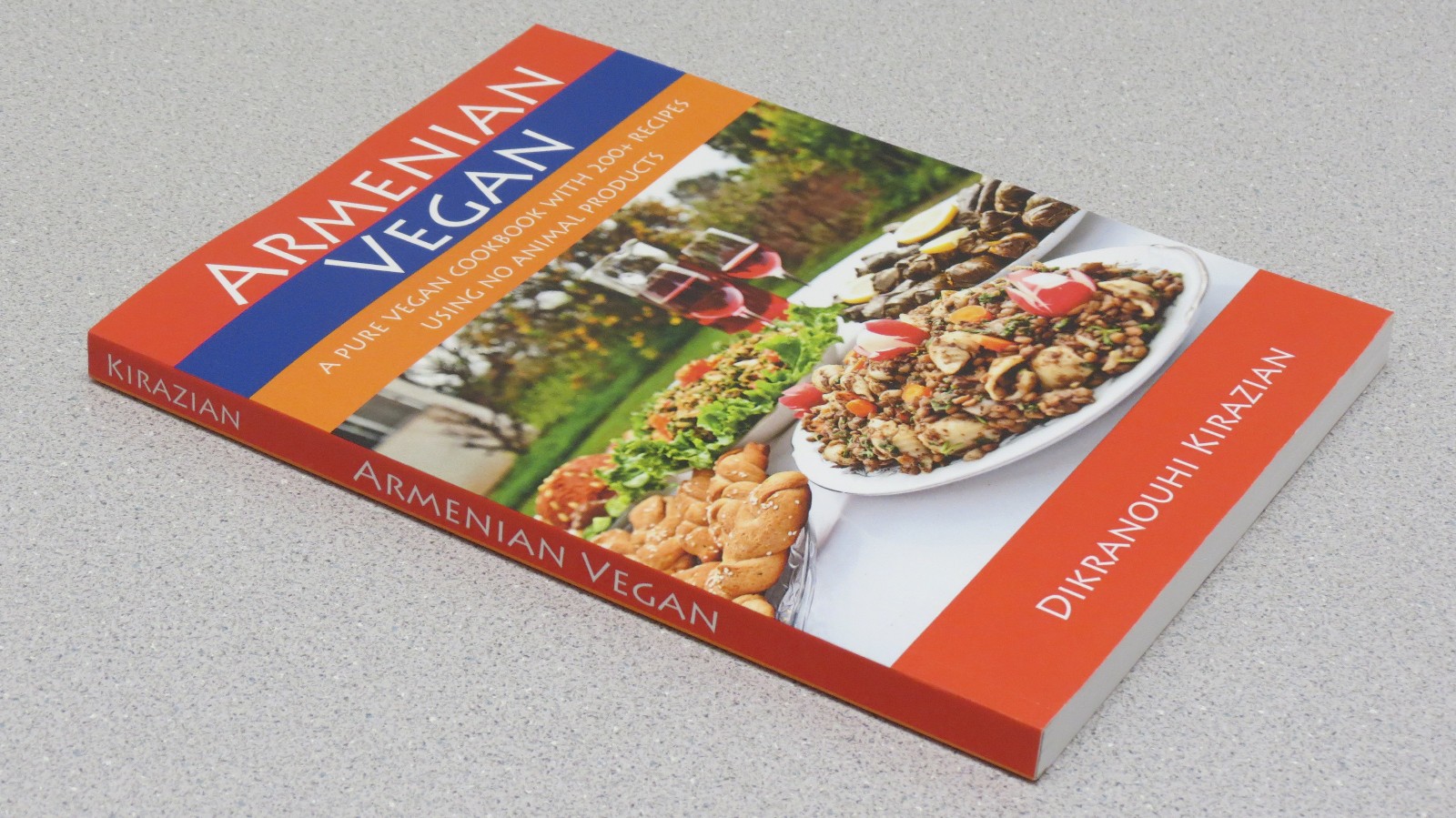 Armenian Vegan : Pure Vegan Cookbook with 200+ Recipes Using No Animal Products