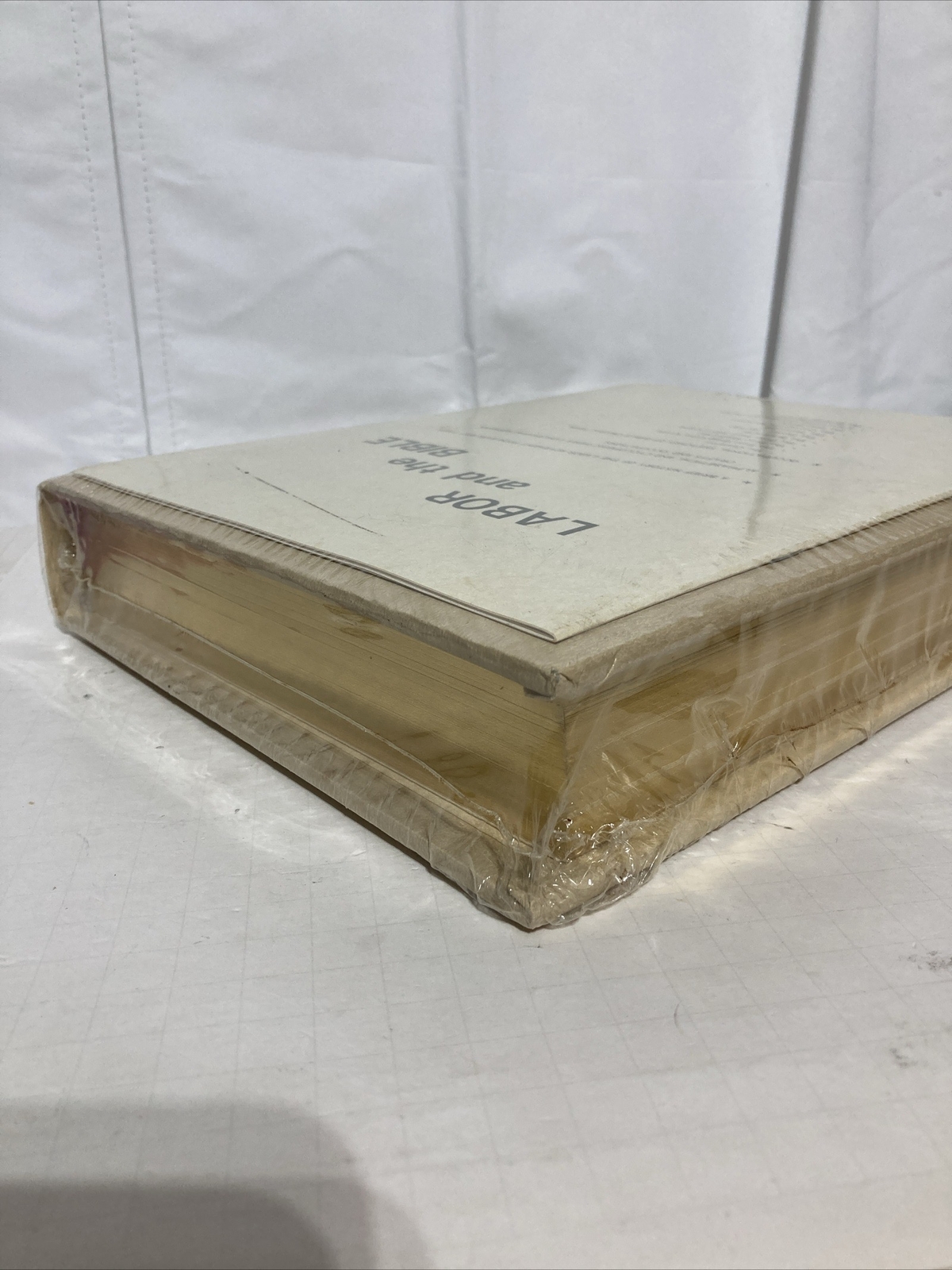 Family Heirloom Holy Bible King James Version Red Letter Ed. Oversized Sealed