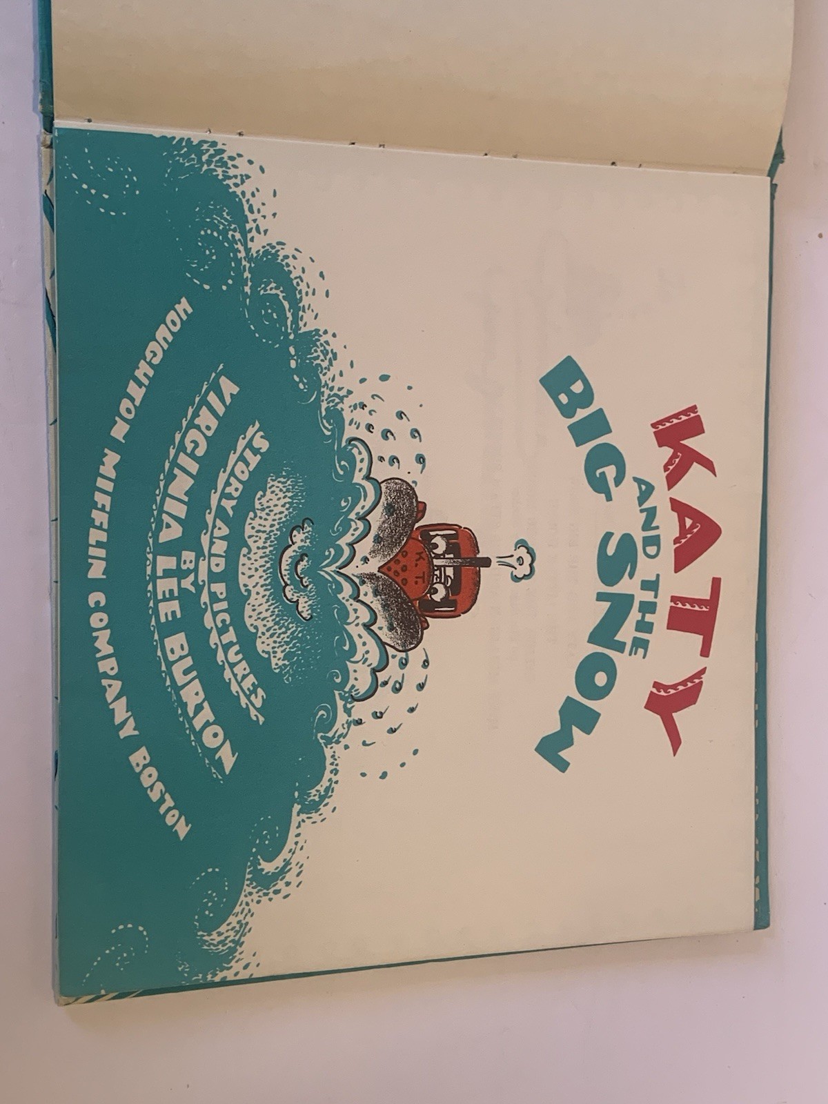 Katy And The Big Snow Virginia Lee Burton 1943 Weekly Reader Childrens Book