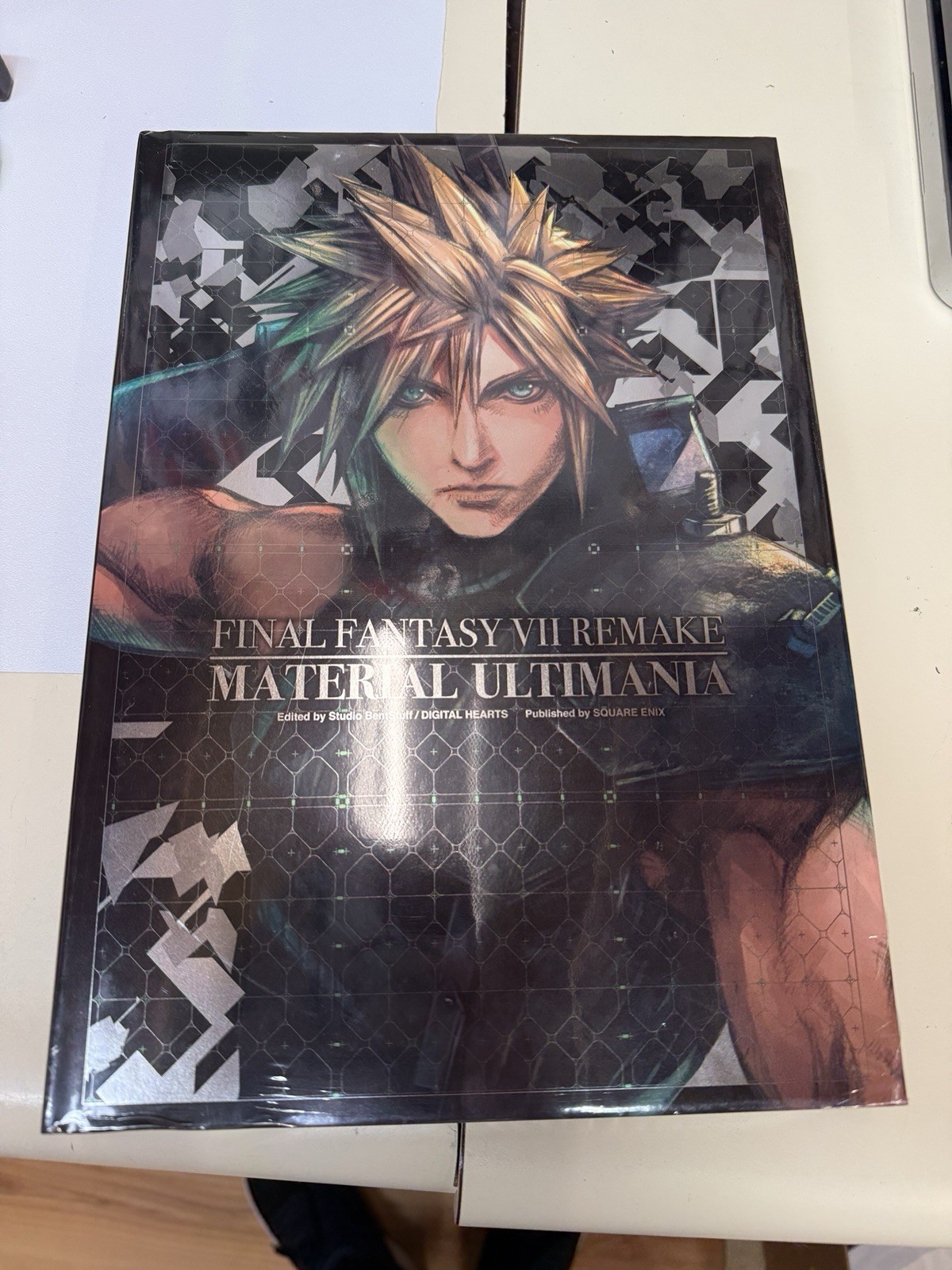 Final Fantasy VII Remake Material Ultimania Art Book NEW Sealed Square Enix