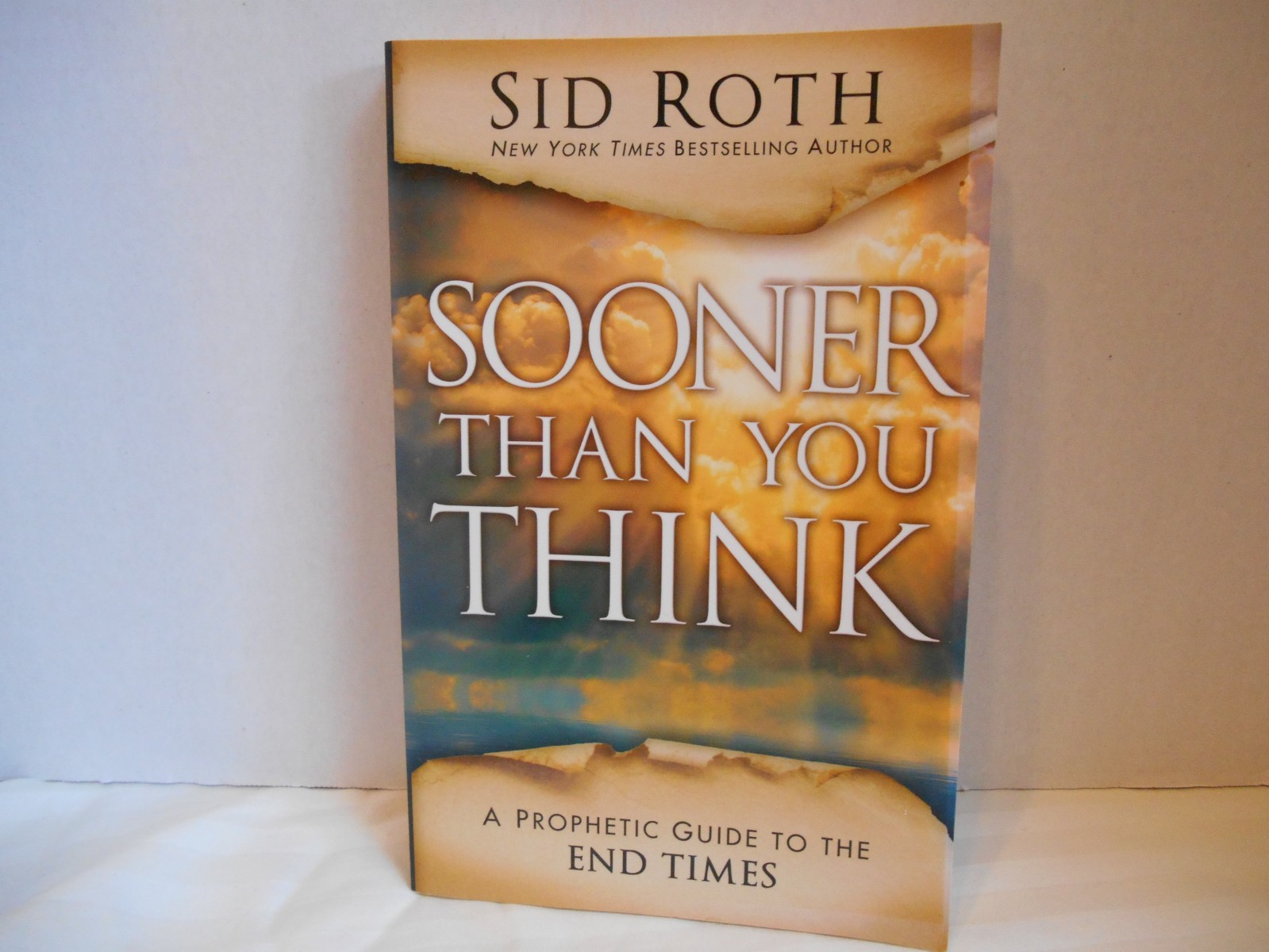 Sooner Than You Think : A Prophetic Guide to the End Times by L. A. Marzulli,…