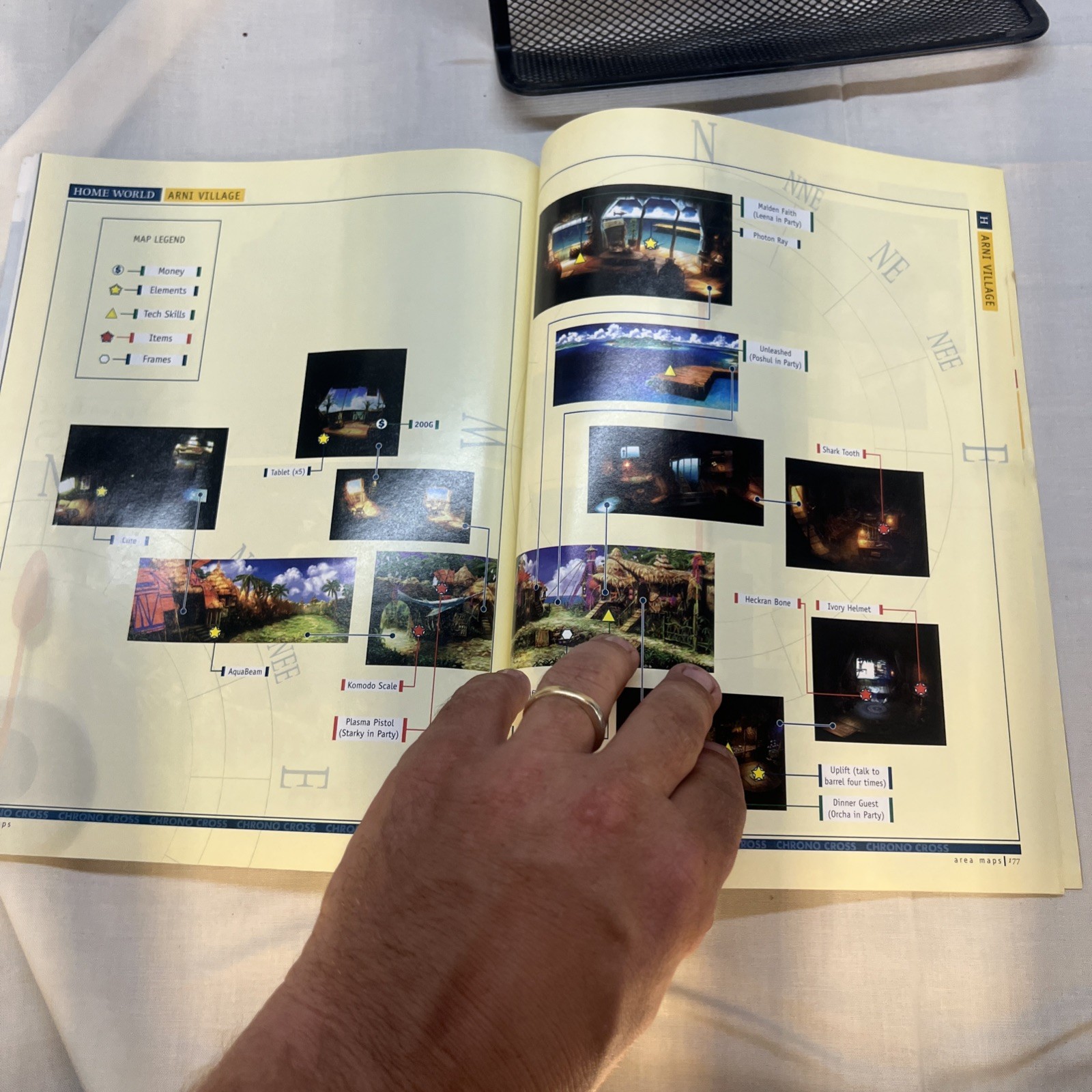 Chrono Cross Official Strategy Guide Brady Games Sony PlayStation Squaresoft
