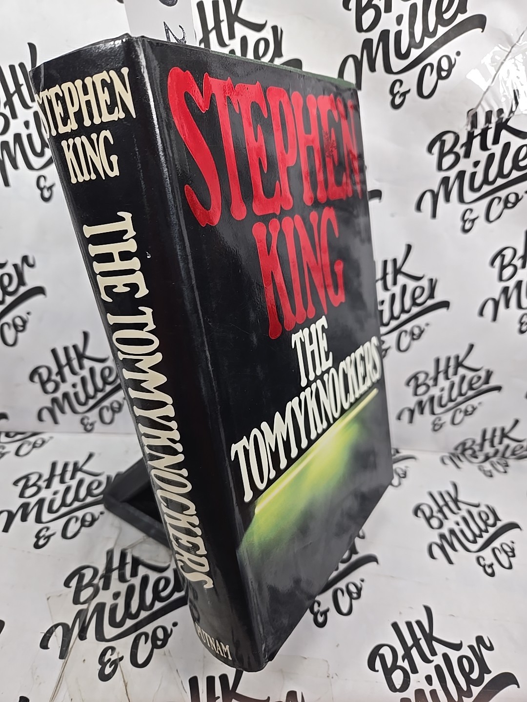 The Tommyknockers by Stephen King HC Putnam First Edition Red Letters