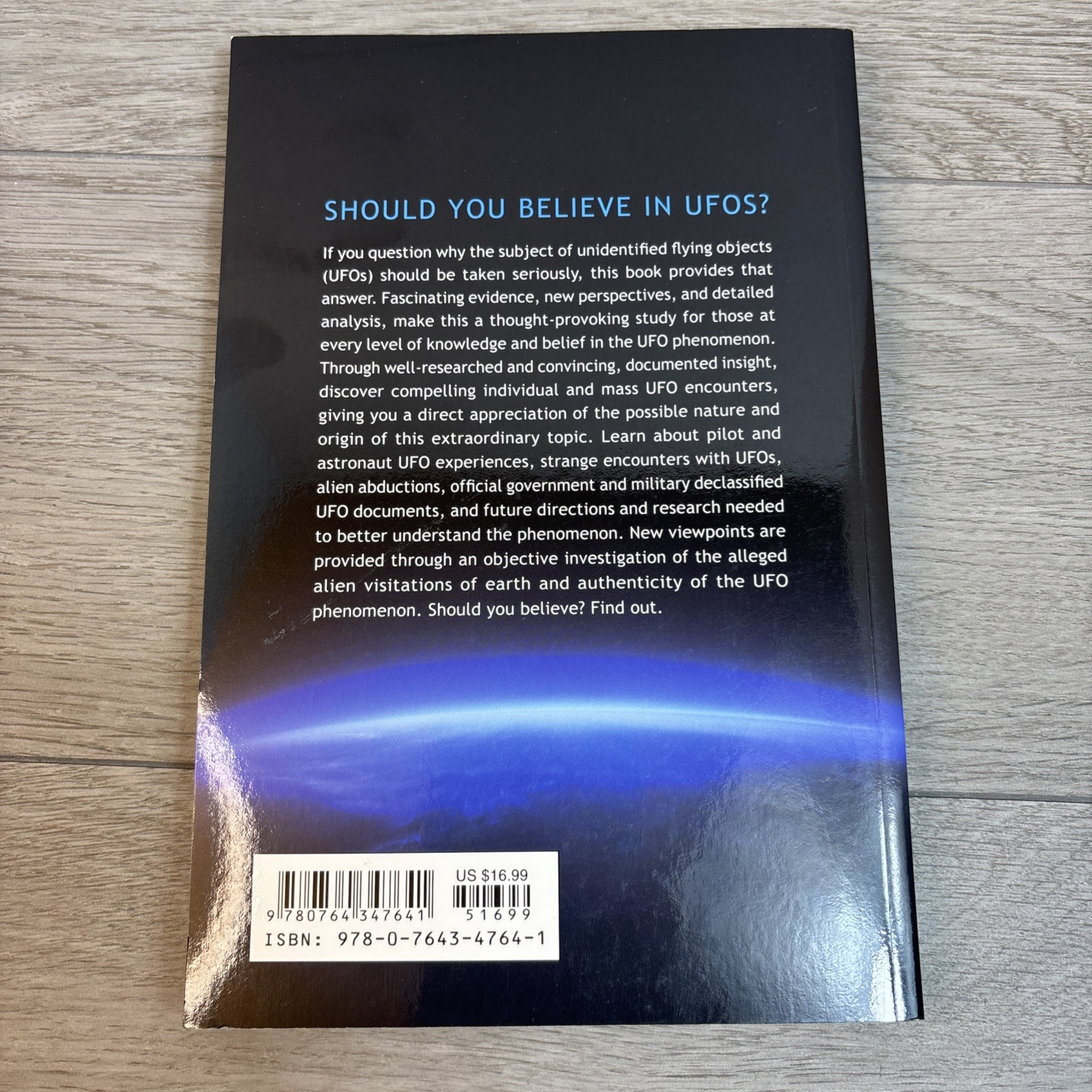 The UFO Phenomenon: Should I Believe?: Should I Believe? by Davis, Robert
