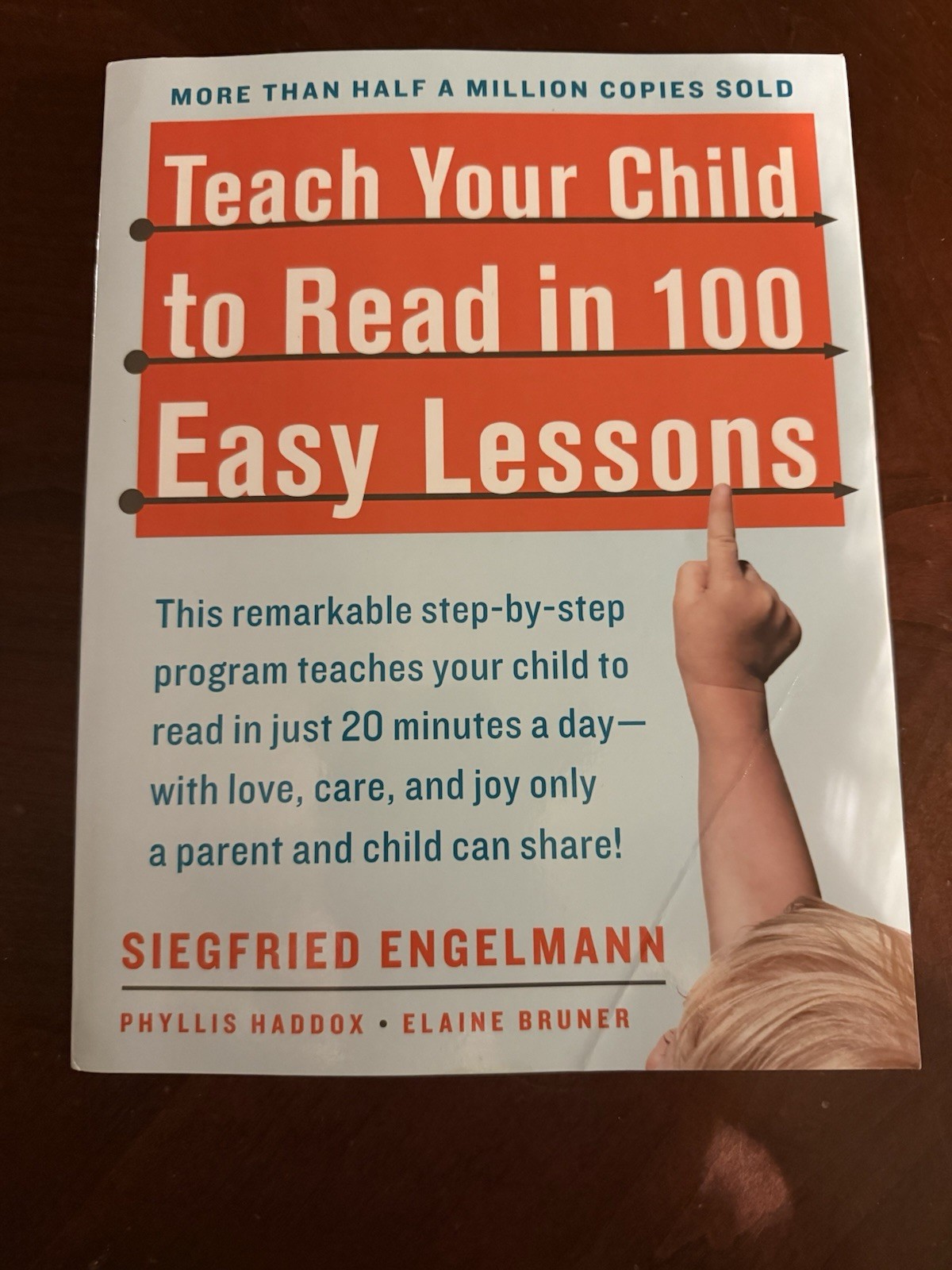 Teach Your Child to Read in 100 Easy Lessons: Revised and Updated Second Edition
