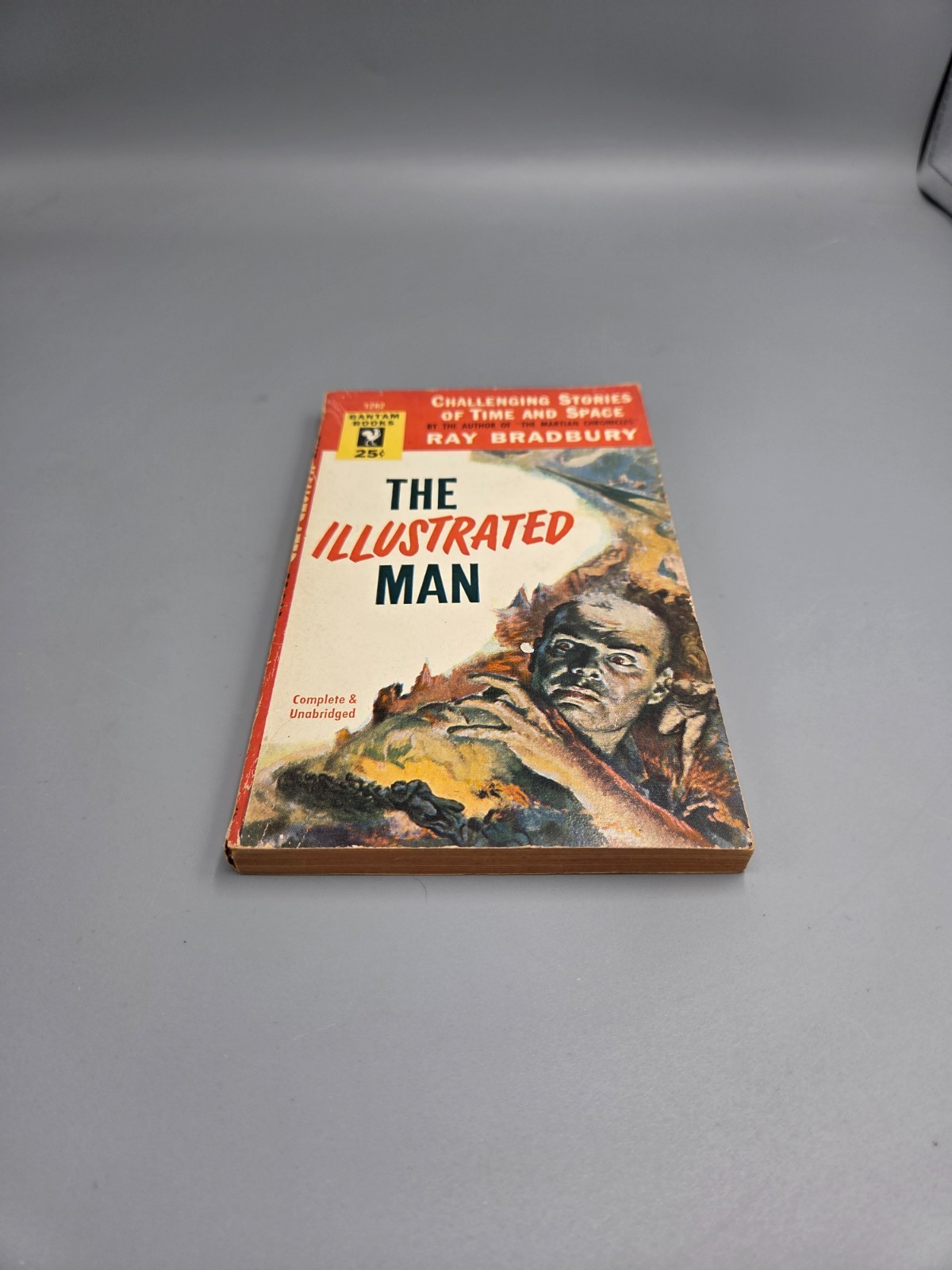 The Illustrated Man by Ray Bradbury Bantam Books 1282 1954 Vintage Paperback