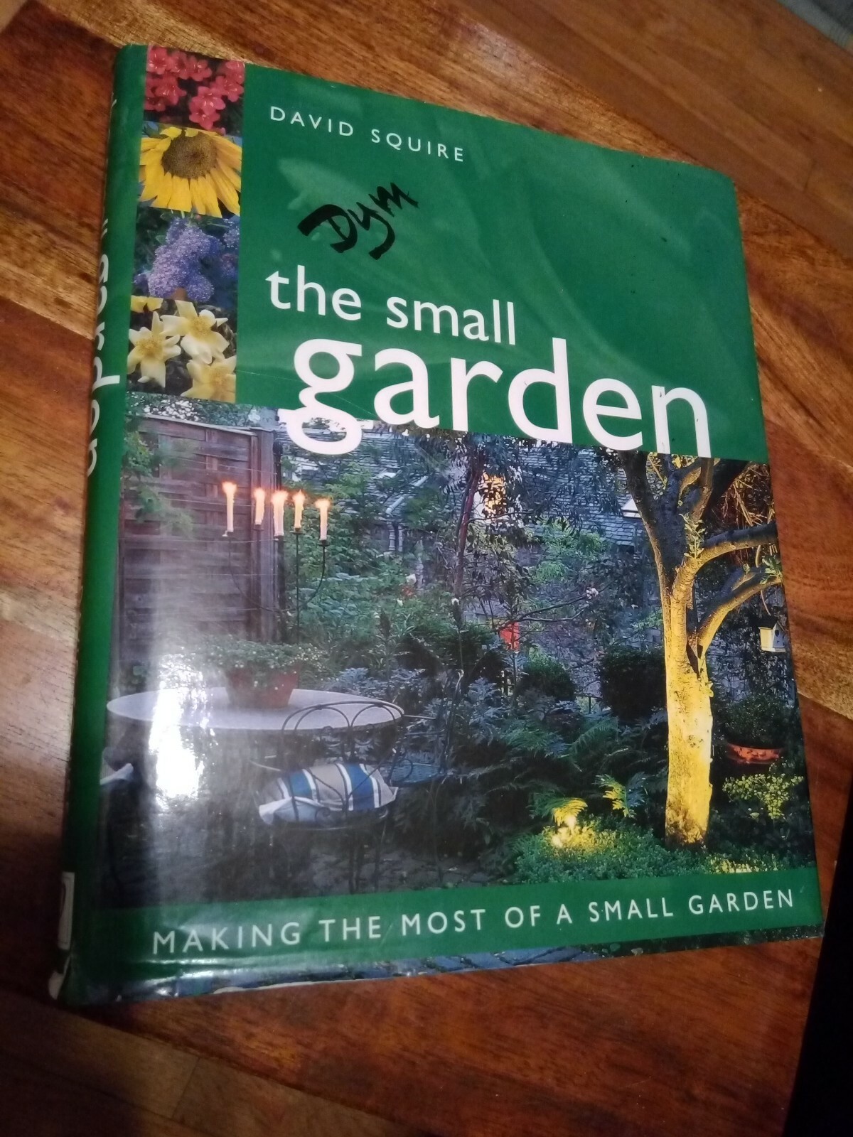 The Small Garden Making The Most Of A Small Garden David Squire