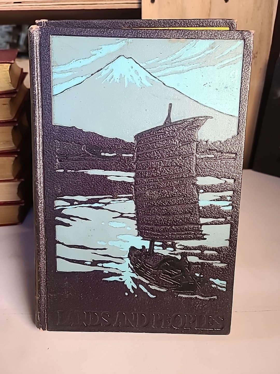 Lands and Peoples The World in Color Set of 5 Hardcover Volumes Grolier