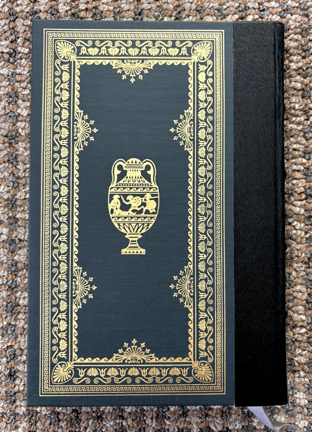 FINE BINDING Oxford Library of World’s Great Books edition of Homer’s “Iliad”