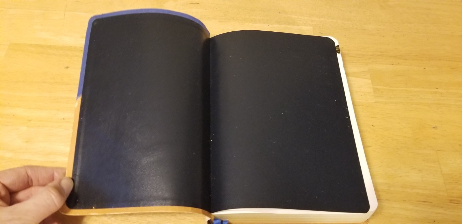 The MacArthur Study Bible: New King James Version Butterscotch / Blue Jay
