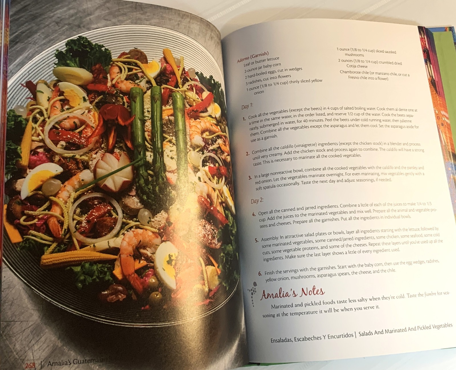 Amalia’s Guatemalan Kitchen : Gourmet Cuisine with a Cultural Flair Cookbook