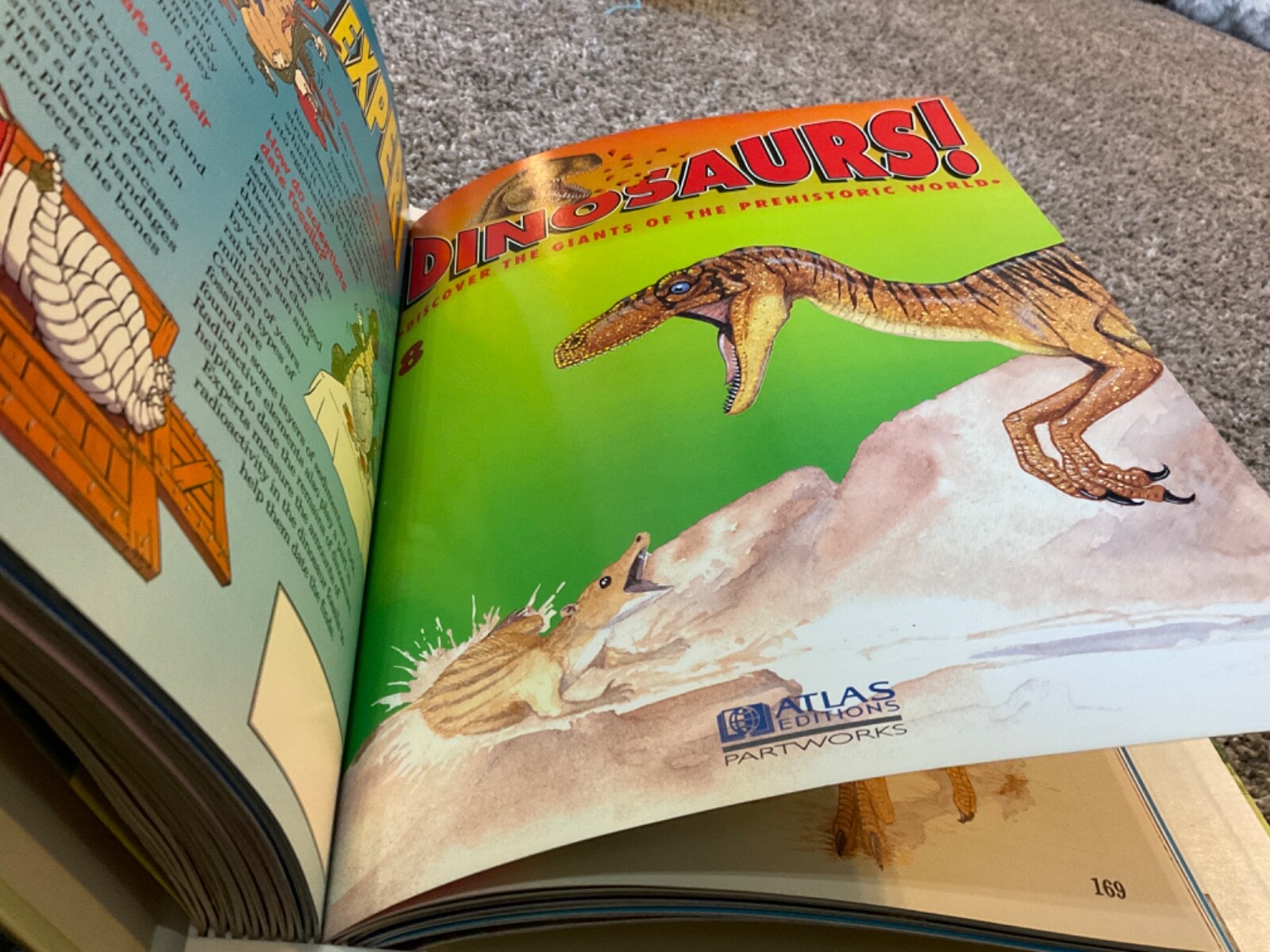 1993 Dinosaurs Discover Giants of the Prehistoric World Binder #1 Issues 1-19