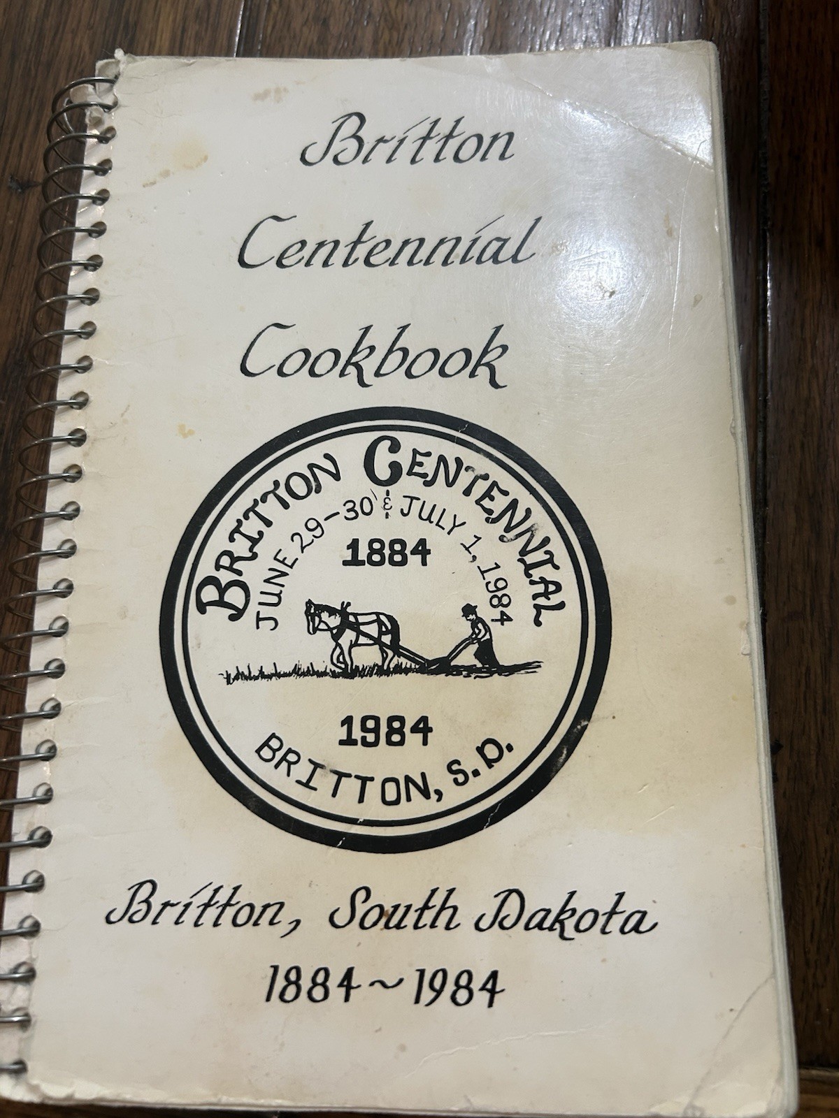 Britton, South Dakota, Cetennial Cookbook, 1884-1984, 271 Pages, Soft Cover