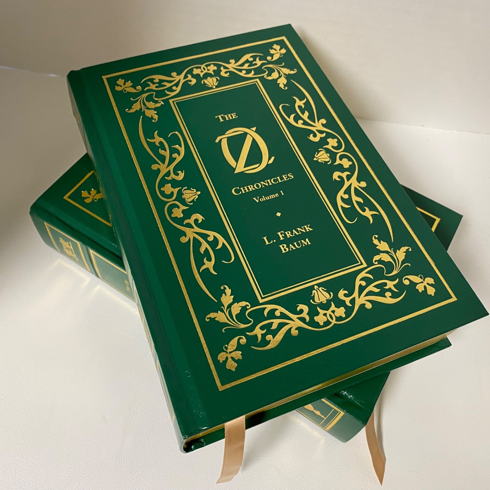 OZ CHRONICLES •• L. FRANK BAUM • VOL 1 & 2 • LEATHER GIFT ED Wizard of Oz 2003