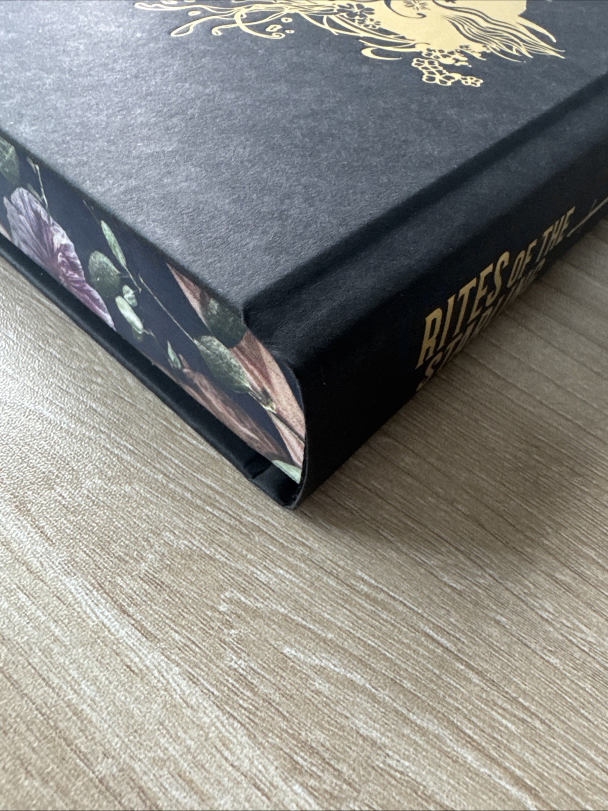 Rites of the Starling – Shield of Sparrows Series – Sprayed Edges – Devney Perry