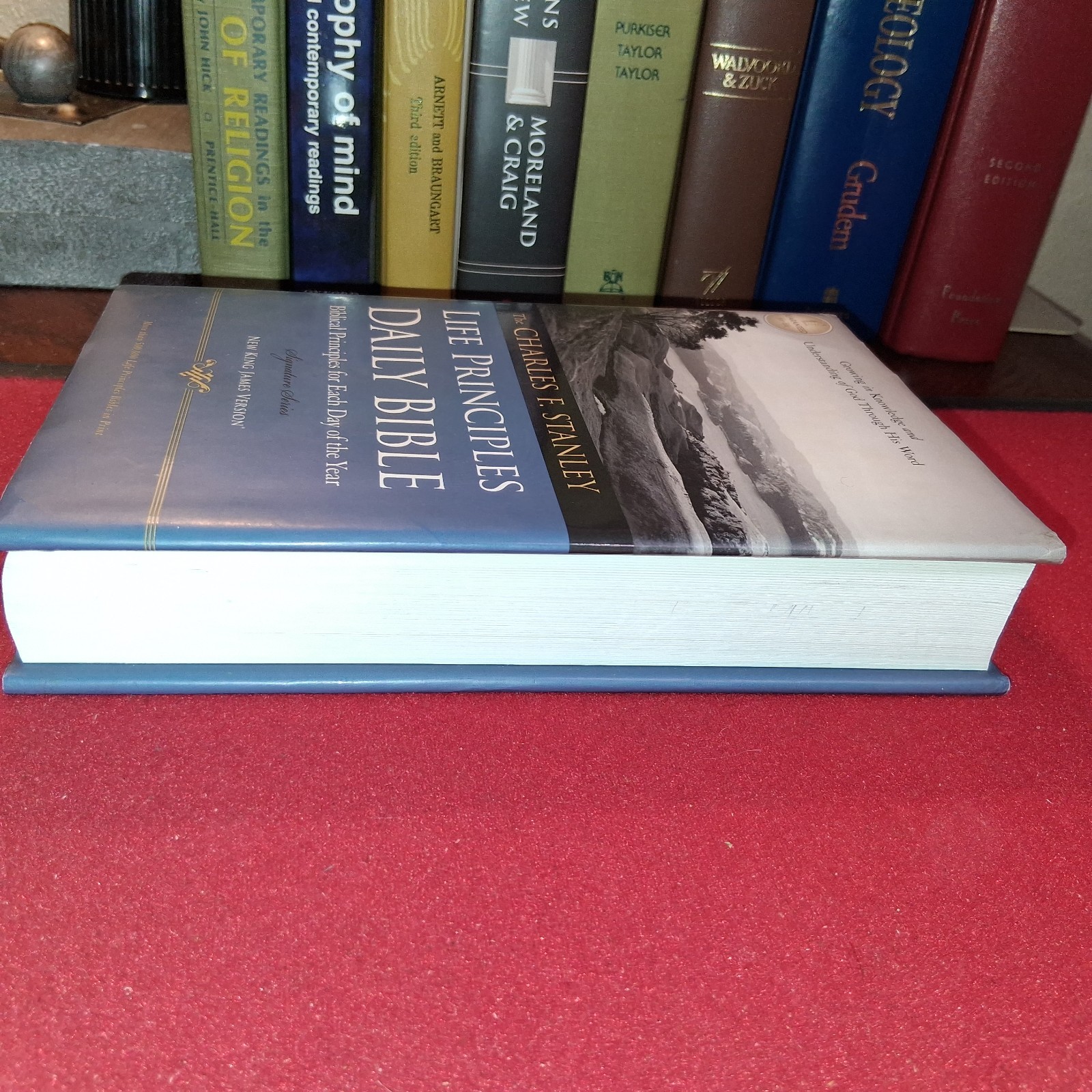 NKJV, Charles F. Stanley Life Principles Daily Bible, Hardcover: Holy Bible,…