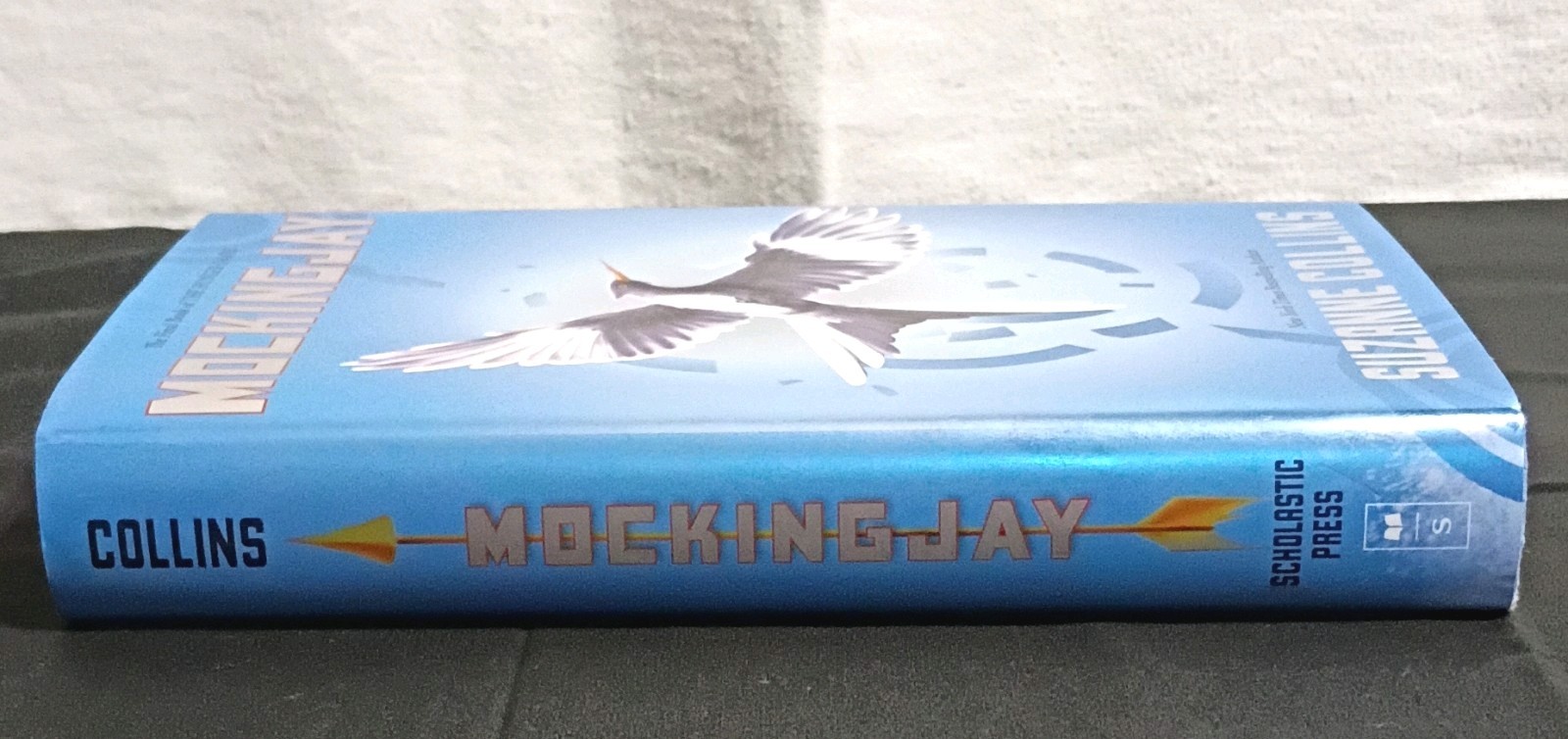 Suzanne Collins the Hunger Games Mockingjay 2010 Hardcover First Edition