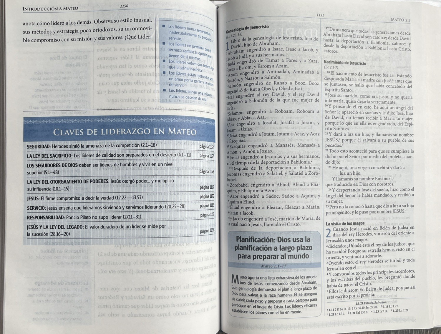 La Biblia de Liderazgo de Maxwell Rvr60- Tamano Manual by John C Maxwell: New