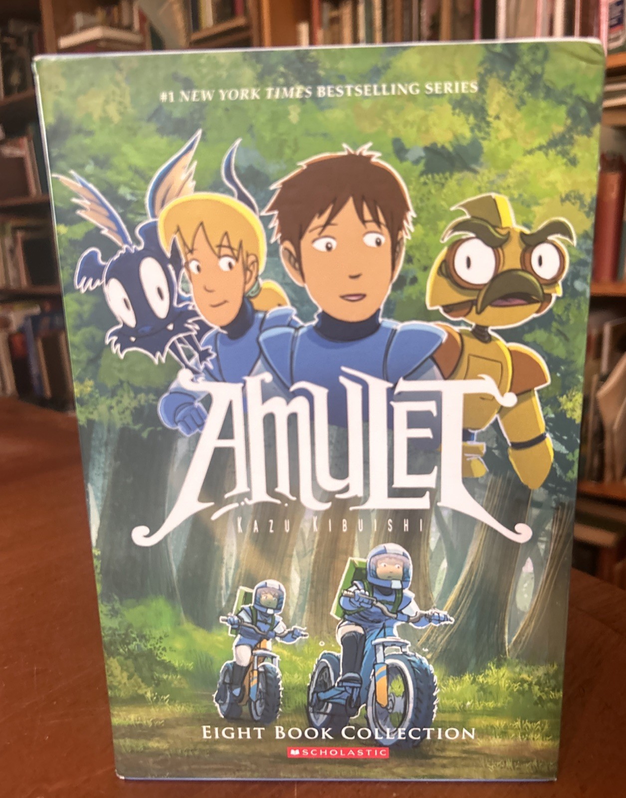 NEW Amulet #1-8 Box Set by Kazu Kibuishi (2018)