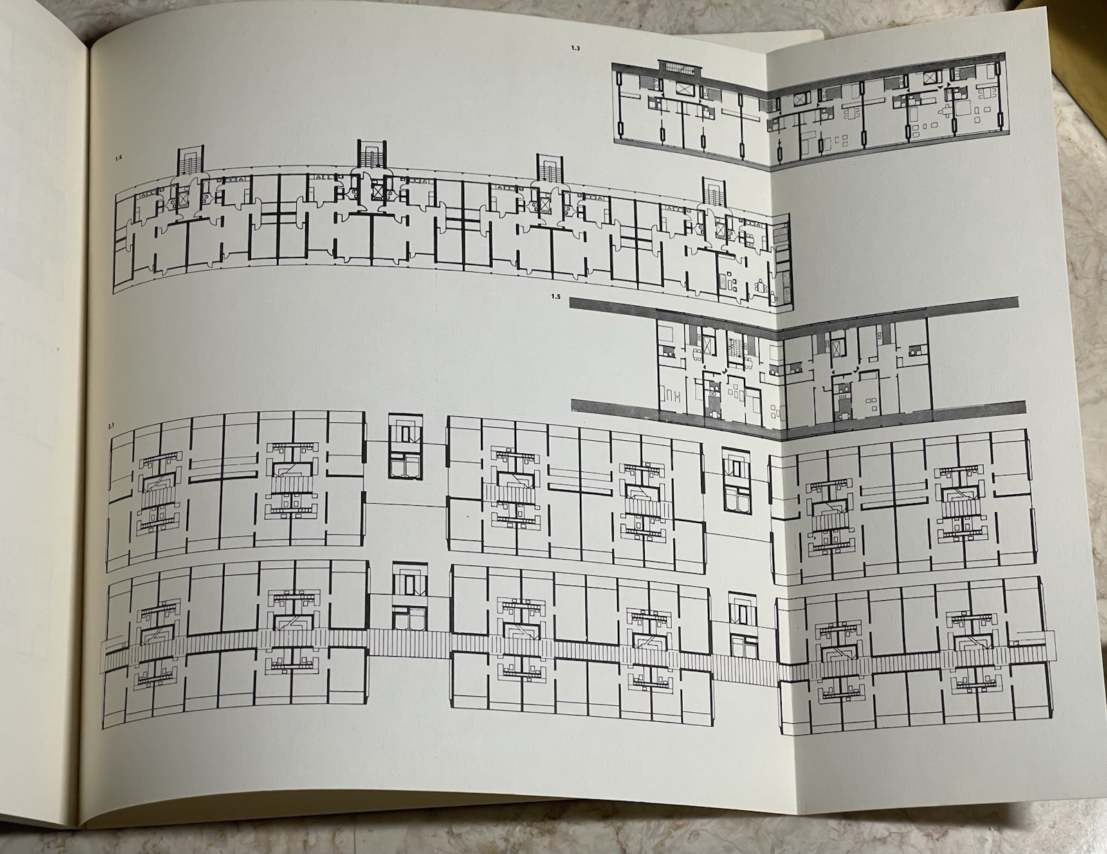 Hellmuth Sting-The Floor Plans In Multi-Story Apartment Buildings 1969 Germany