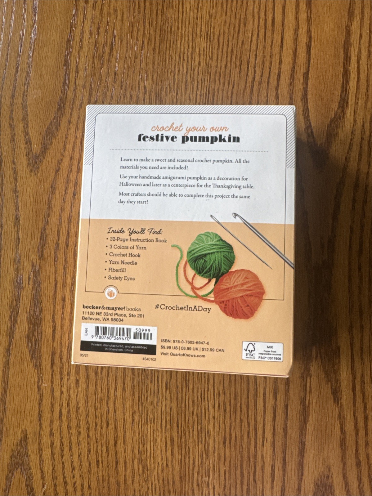 Crochet Your Own Festive Pumpkin: Includes: 32-Page Instruction Book,