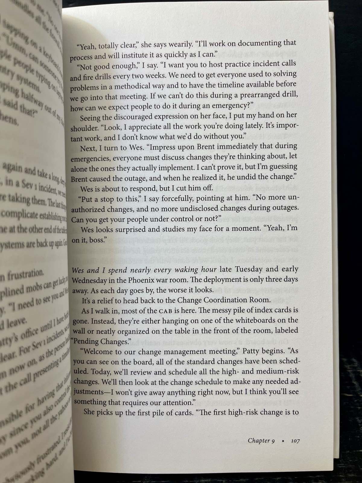 Phoenix Project A Novel about IT DevOps & Helping Your Business Win Like New Y1