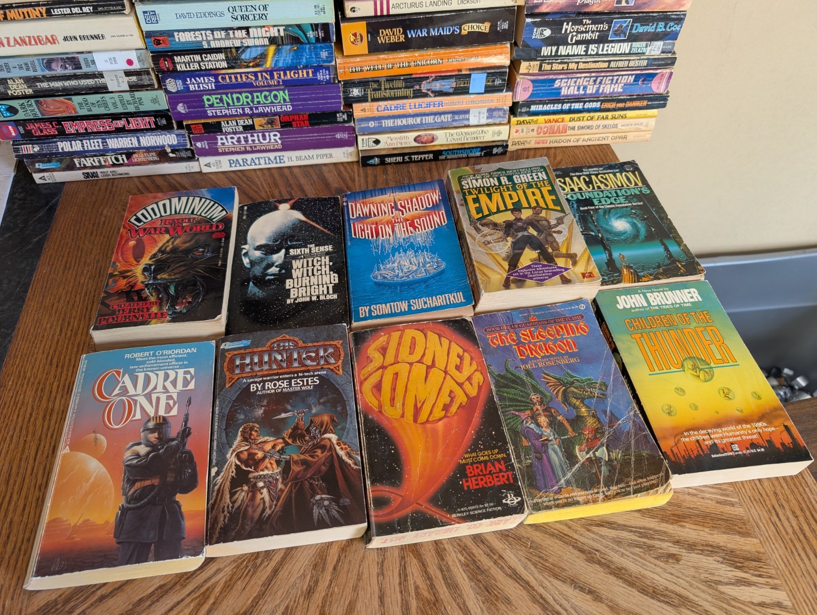 Lot of 10 – Science Fiction Vintage Rare Book Paperback SCI-FI MIX RANDOM
