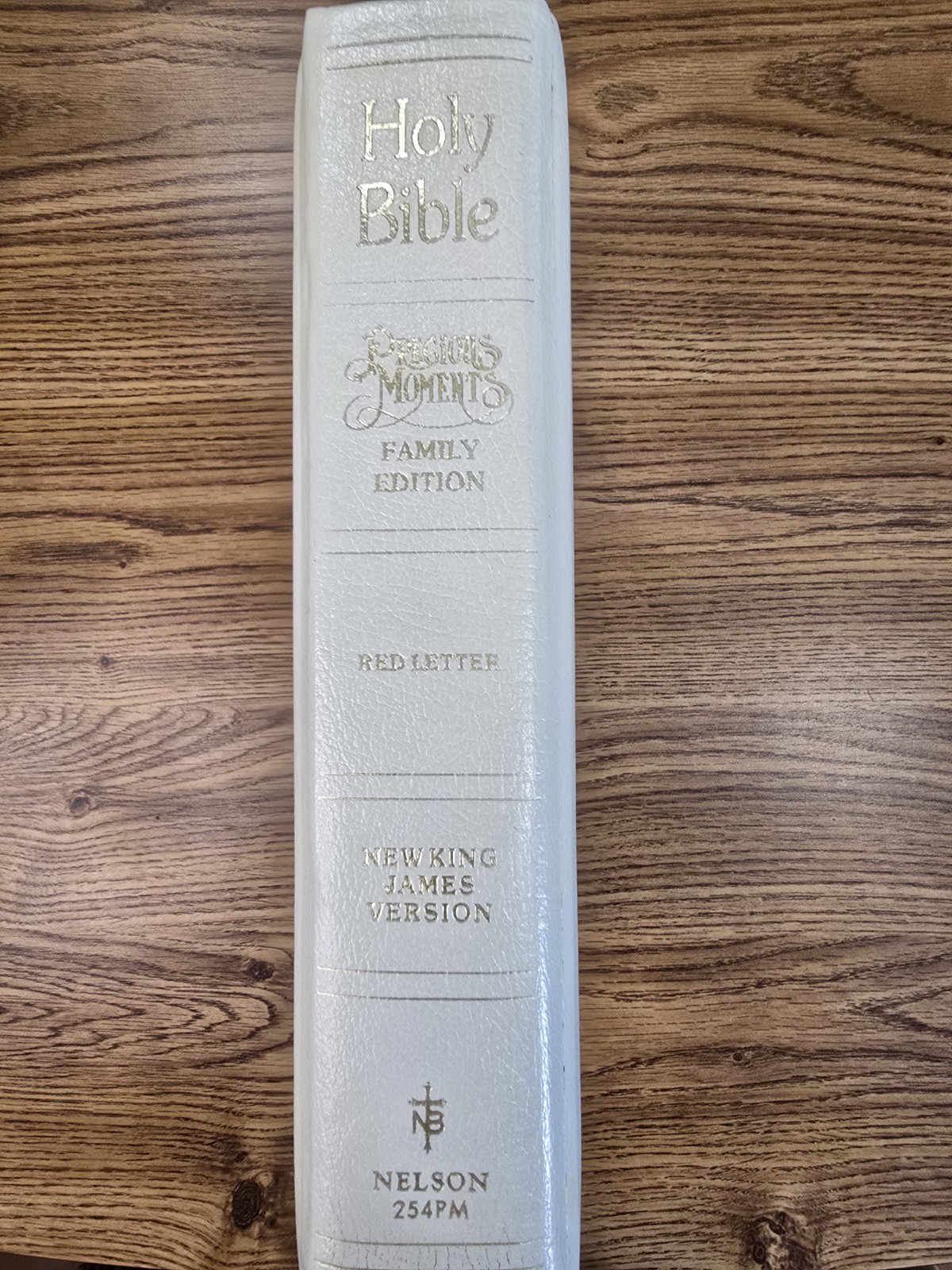 Vintage Precious Moments Holy Bible NKJ Version Family Edition Red Letter 1985