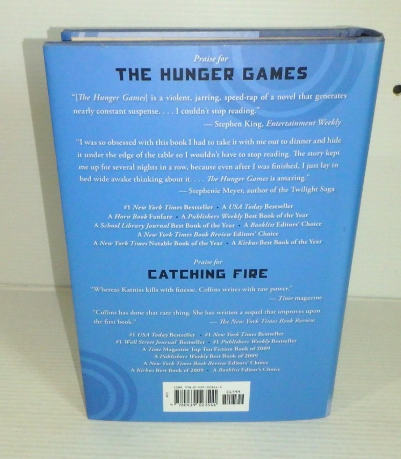 Hunger Games Trilogy + 1 Suzanne Collins & 1000 pc Puzzle (LN) HB w/DJ – 1st