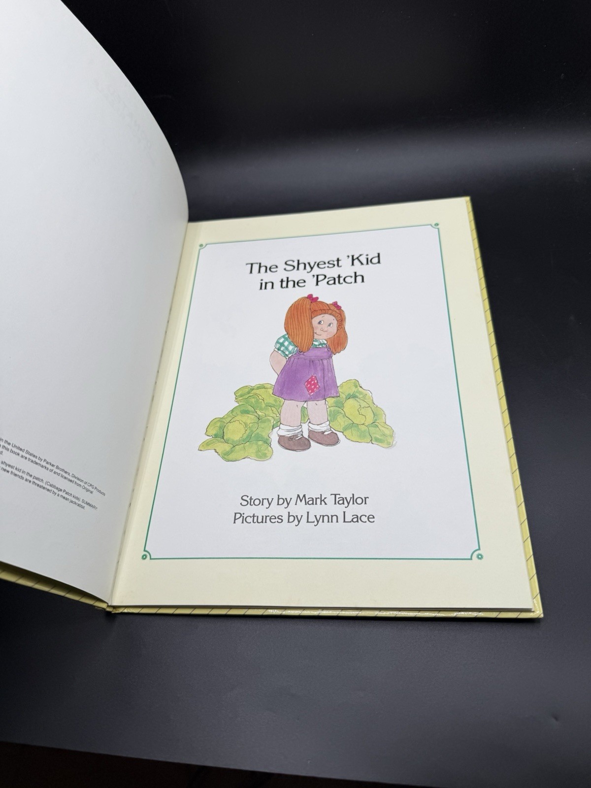 Cabbage Patch kids – The shyest kid in the patch Hard Cover RARE VINTAGE