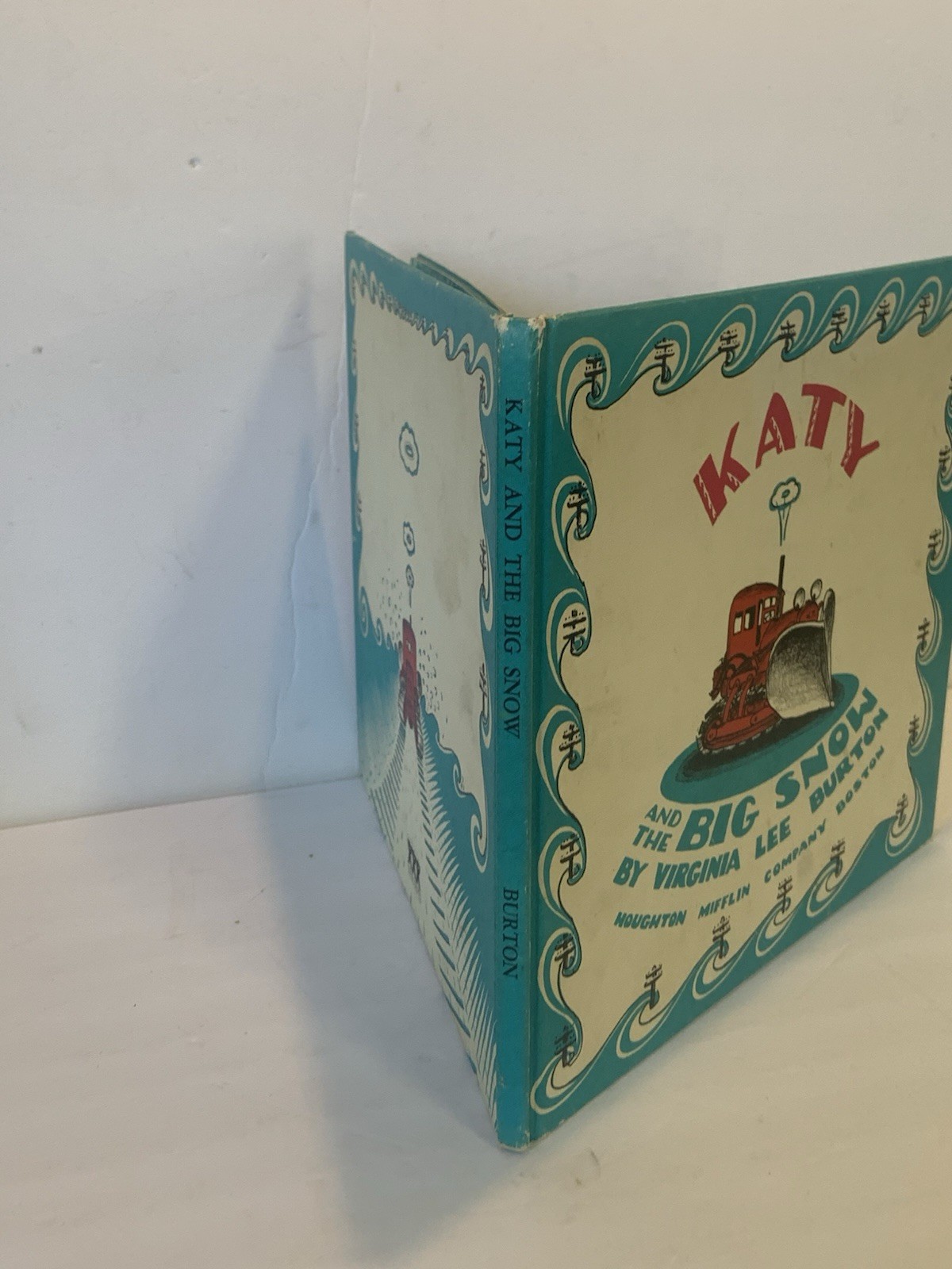 Katy And The Big Snow Virginia Lee Burton 1943 Weekly Reader Childrens Book