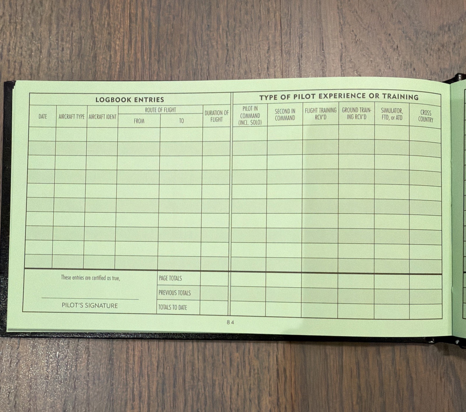 Pilot Log Book by Inc. Peter Pauper Press (Hardcover, 96 page, 40 Flights)