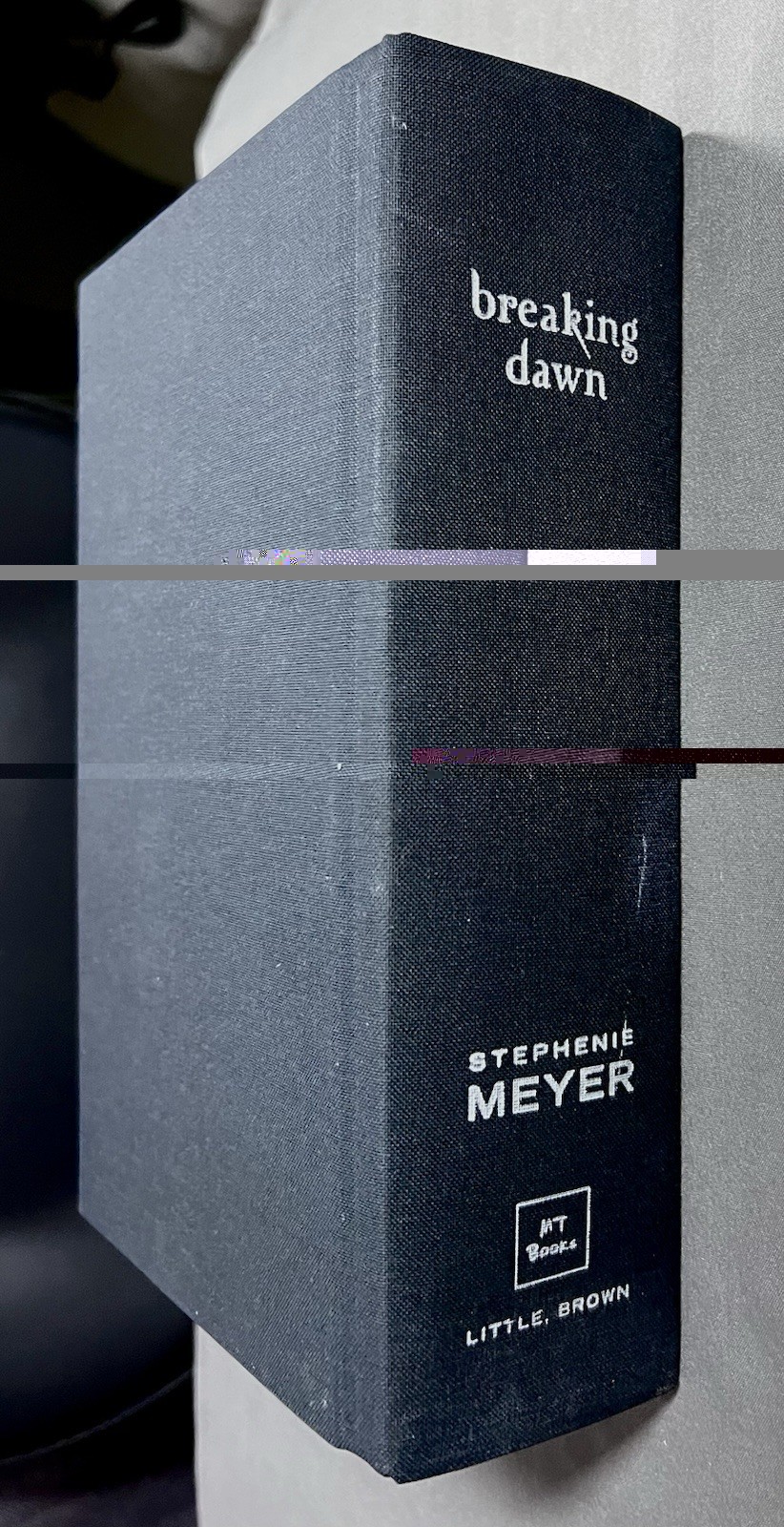 ‘Signed’ Breaking Dawn by Stephanie Meyer – 1st Printing Collector’s Edition M2