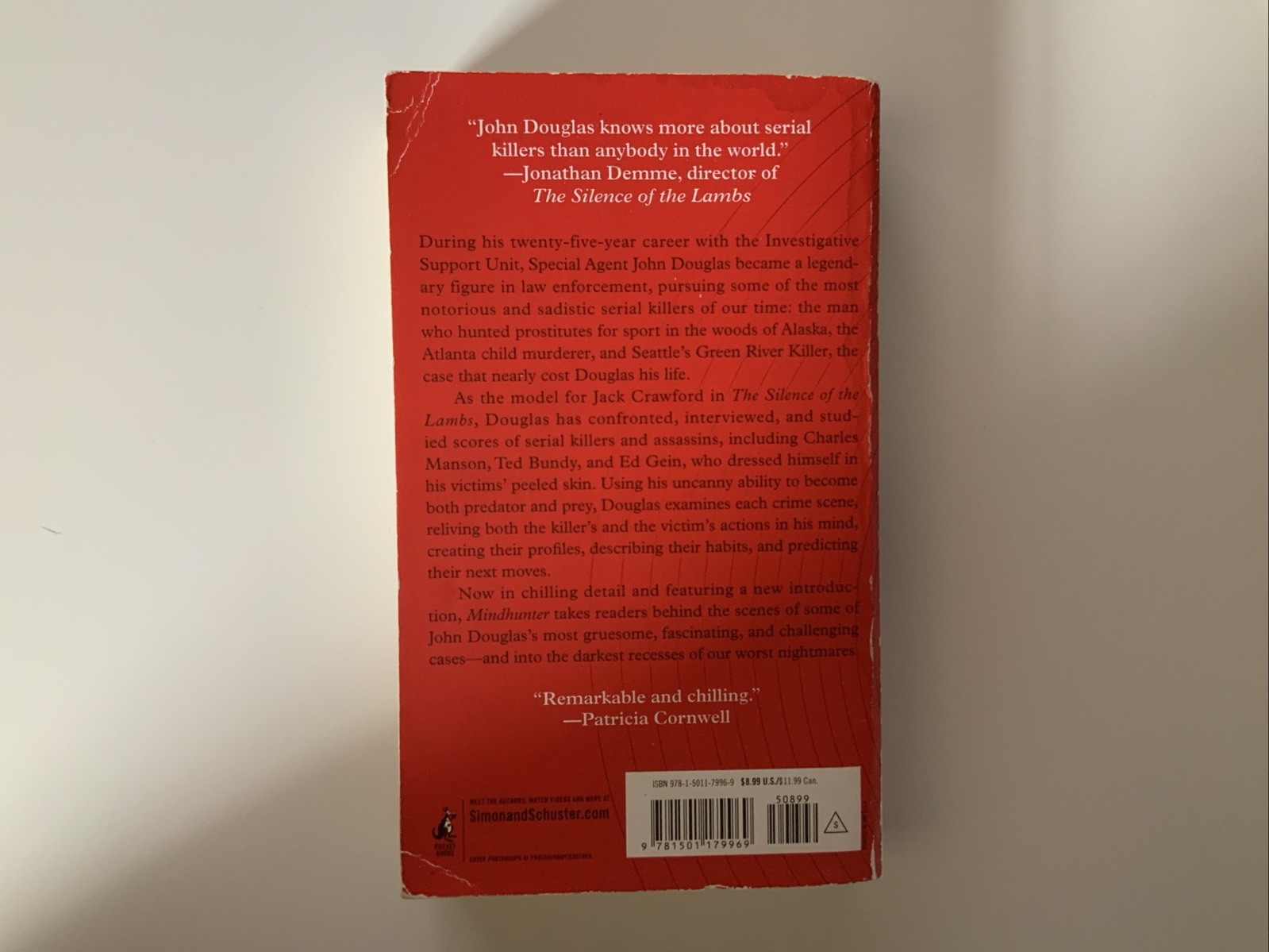 Mindhunter : Inside the FBI’s Elite Serial Crime Unit by John E. Douglas and…
