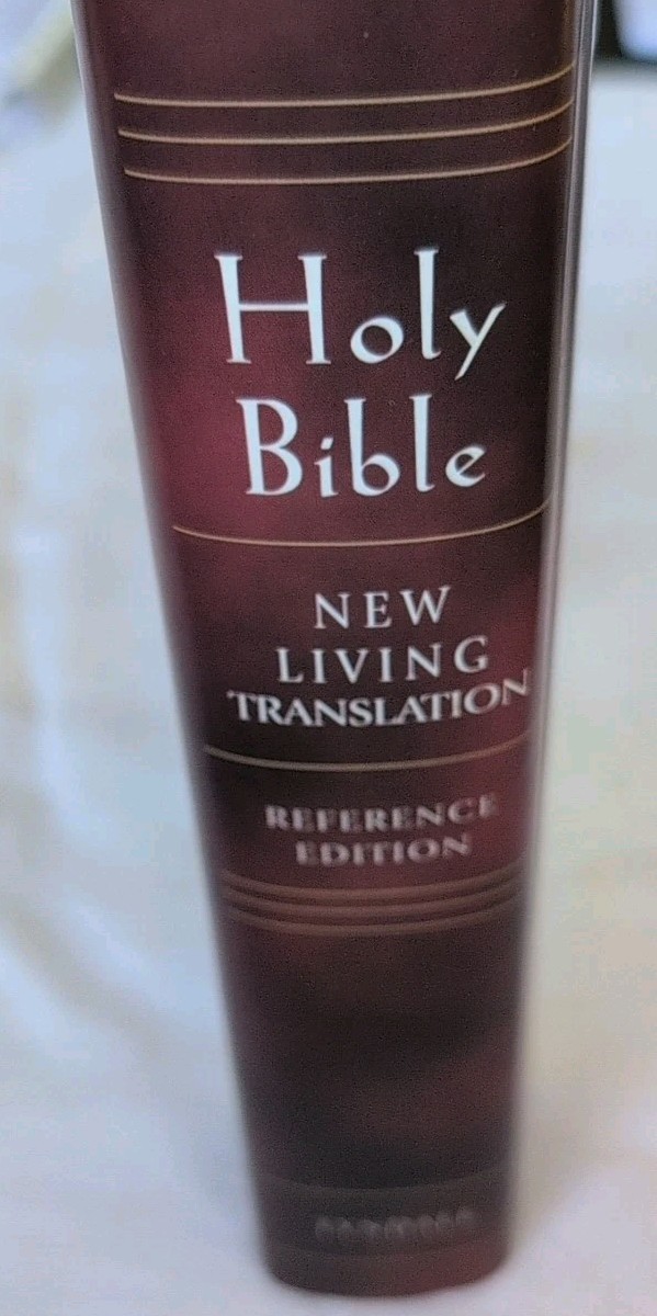 New Living Translation Text 1996 Bible Red Letter Large Print by Tyndale 1996