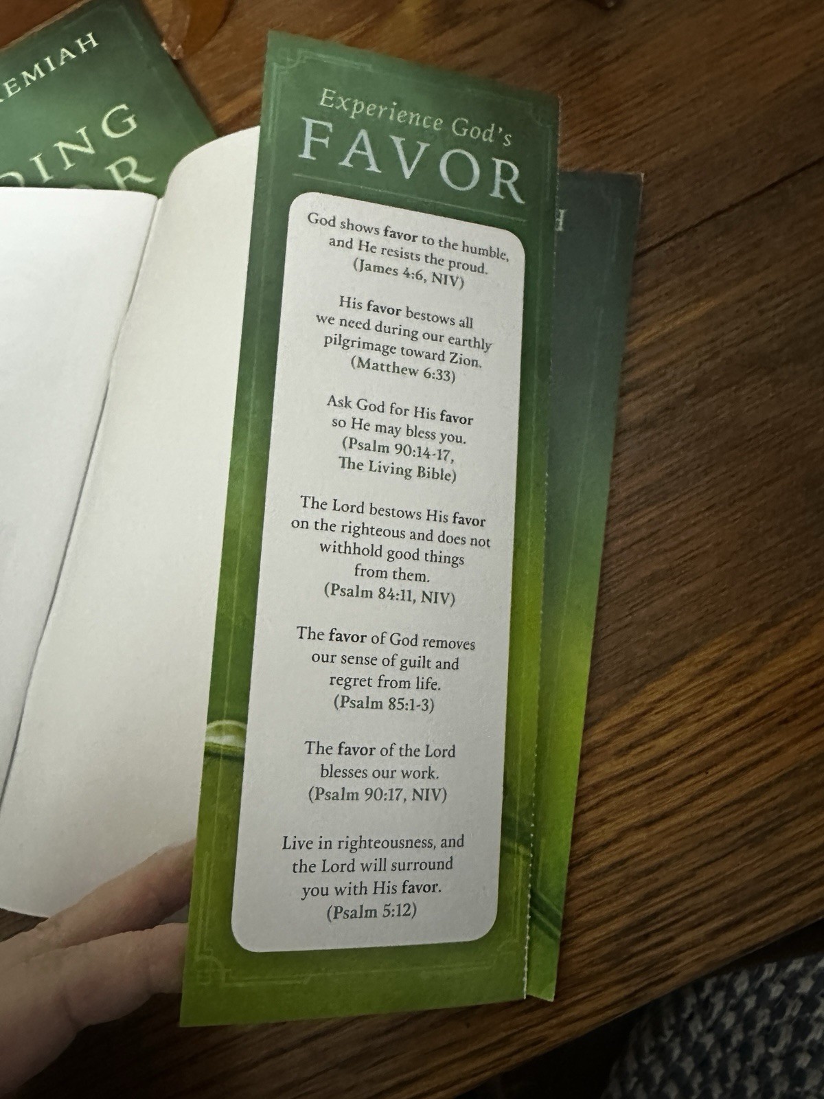 Lot 7 Finding Favor With God By David Jeremiah Paperback With Tear Off Bookmark