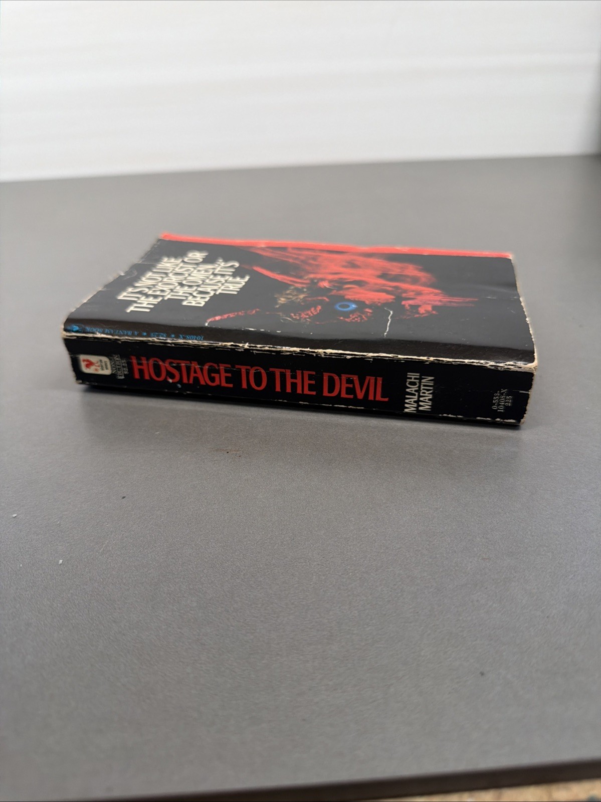 Vintage Hostage to the Devil by Malachi Martin Bo8