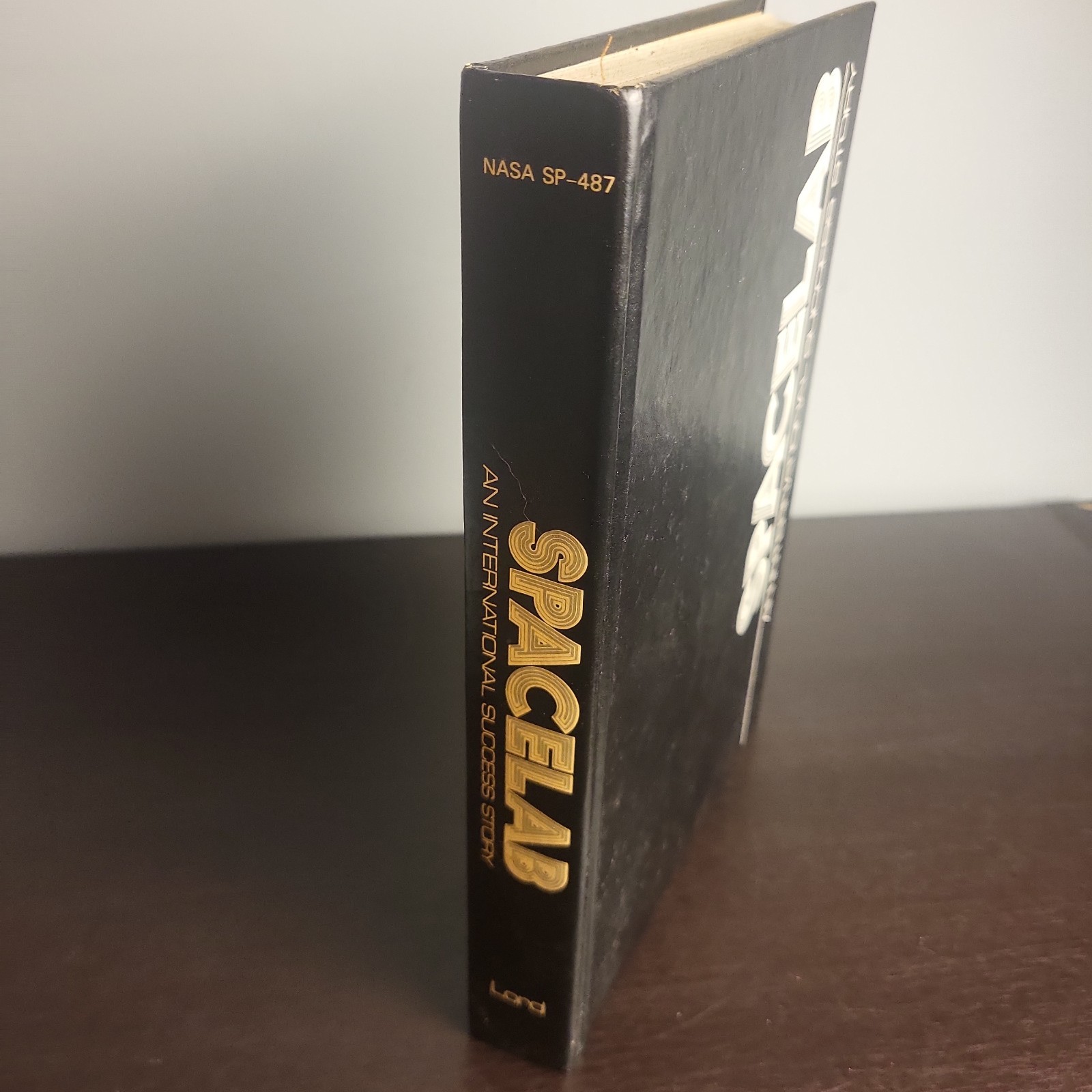 SPACELAB: An International Success Story (NASA SP-487) Douglas R. Lord HC 1987
