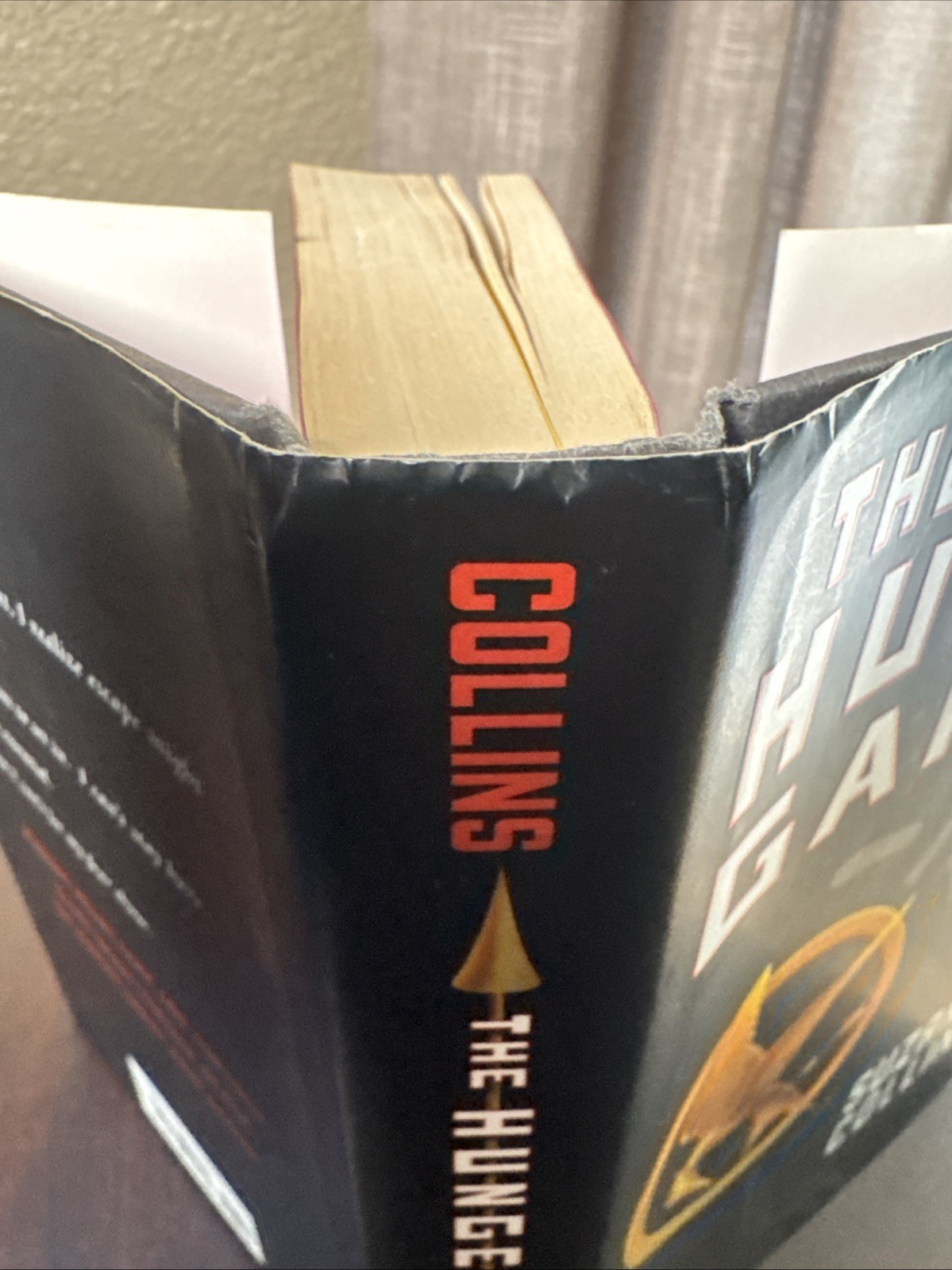 Hunger Games (Hunger Games, Book One) by Suzanne Collins (2008, Hardcover)
