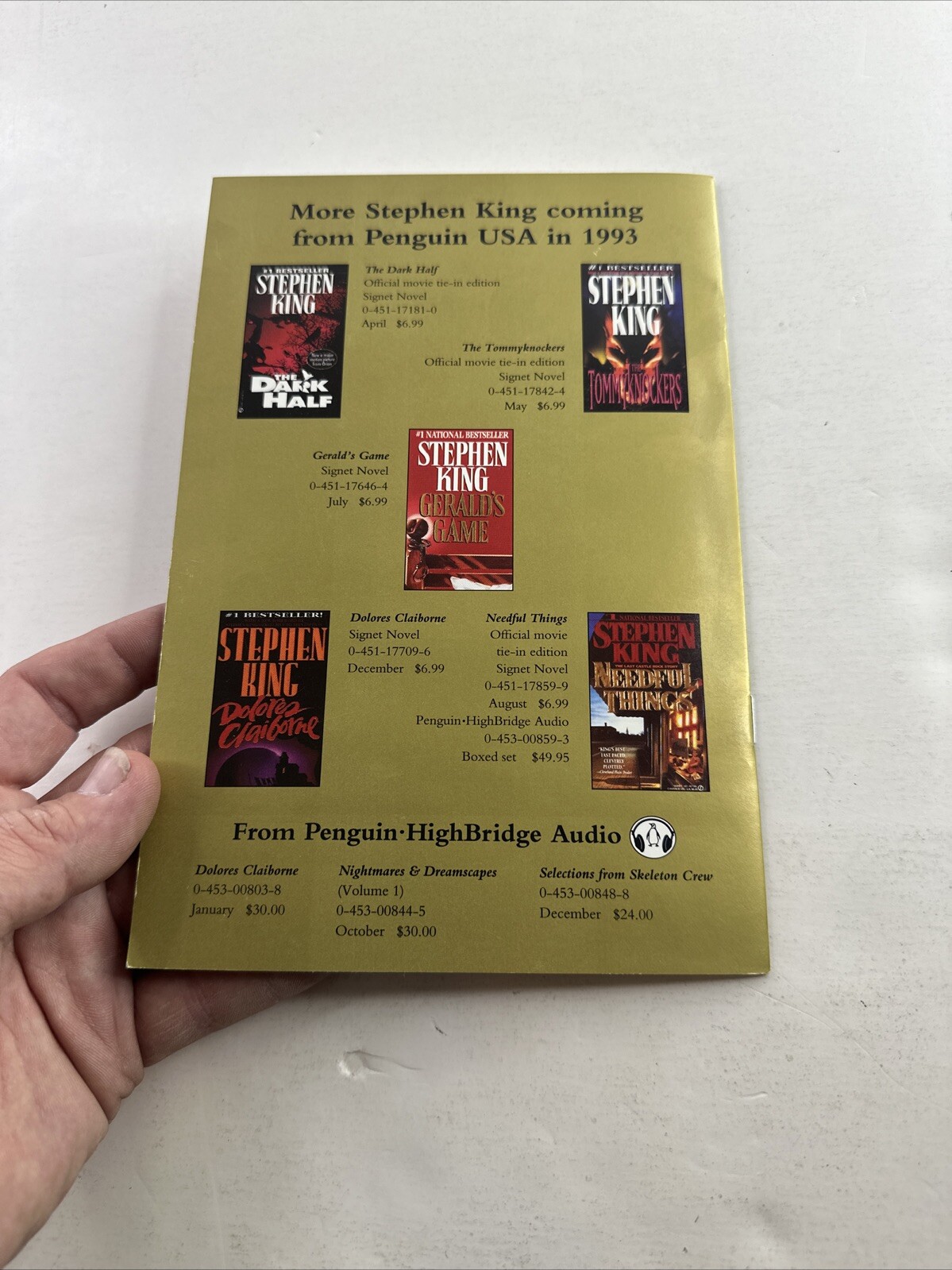 Nightmares and Dreamscapes Stephen King Store Preorder Book. 16 Pages Advanced