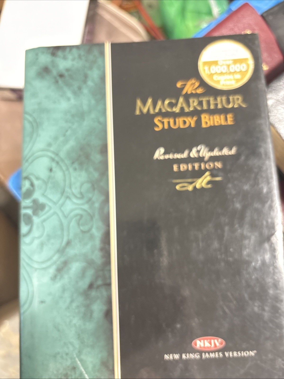The MacArthur Study Bible NKJV John MacArthur Revised & Updated Dust Jacket